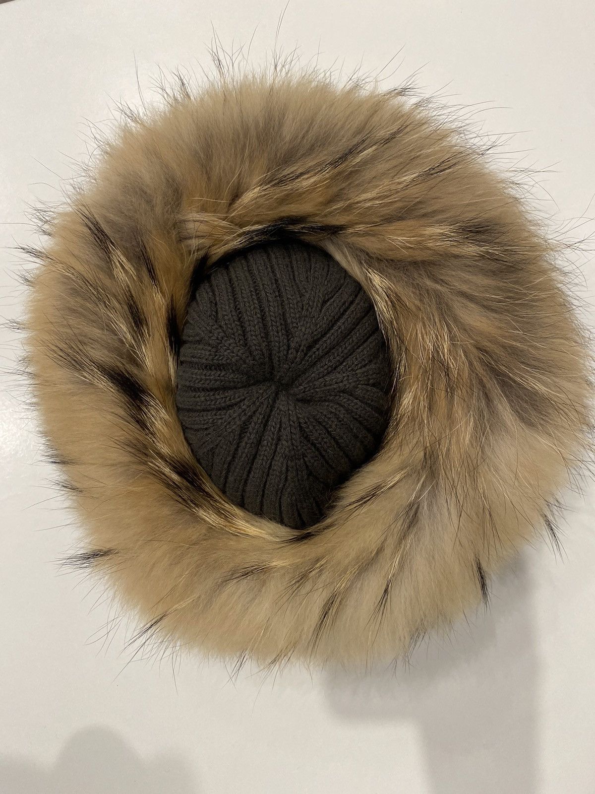 Prada PRADA Milano Wool Knit Hat with Raccoon Fur Size ONE SIZE - 9 Thumbnail