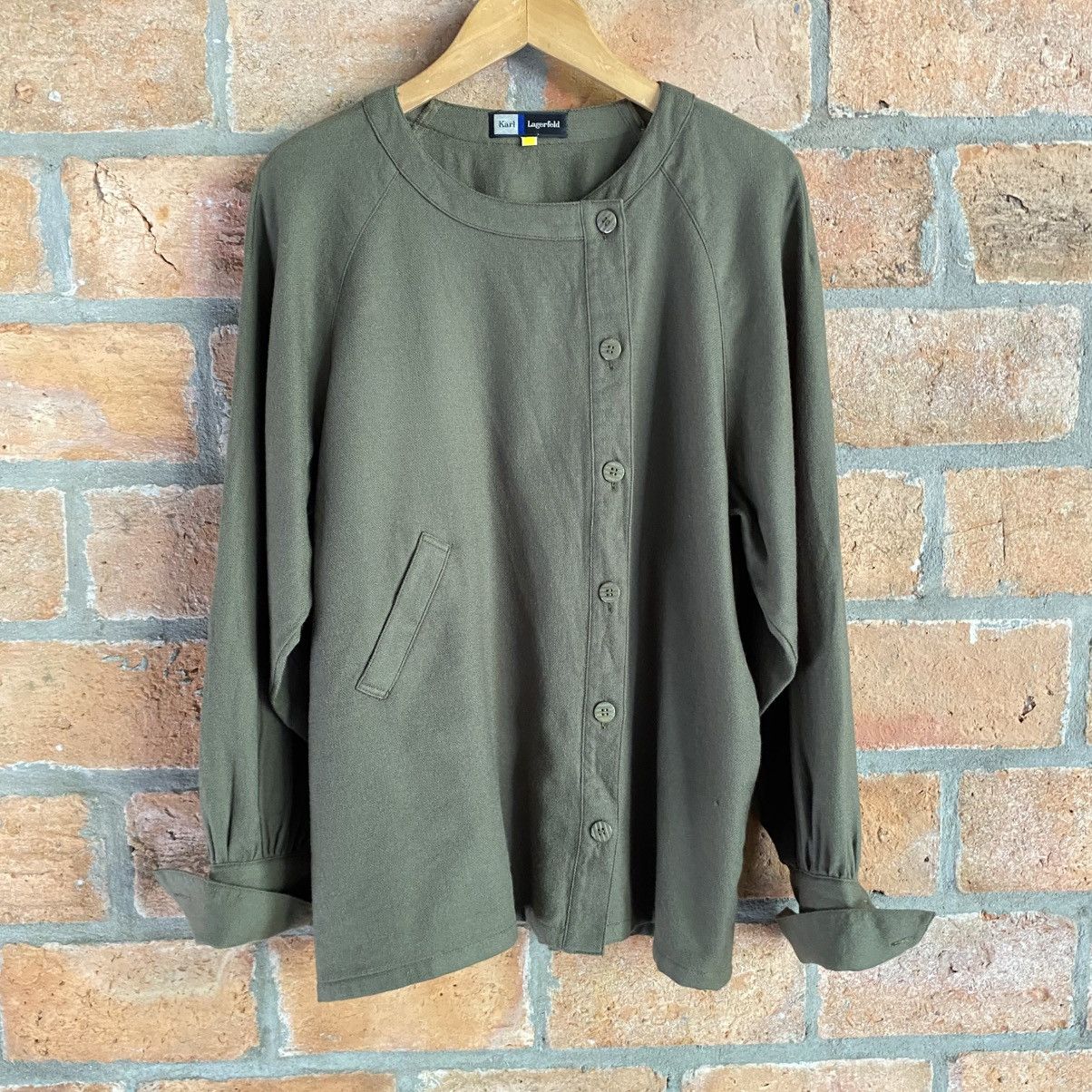 Karl Lagerfeld Karl Lagerfeld Khaki Asymmetrical Button Shirt Size M / US 6-8 / IT 42-44 - 19 Thumbnail