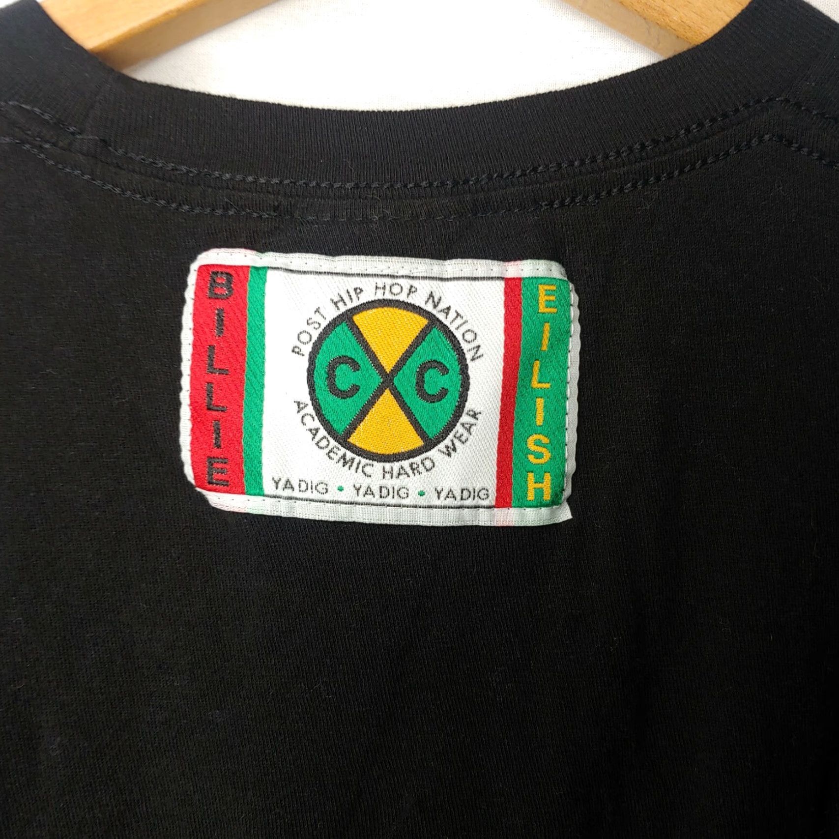 Vintage VINTAGE Billie Eilish Cross Colours Shirt Large Black Short Sleeve Crew Neck Music Graphic Mens Size US L / EU 52-54 / 3 - 3 Thumbnail