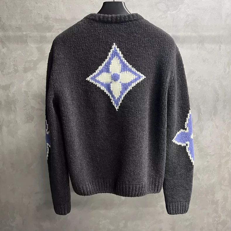 Louis Vuitton Louis Vuitton 24 Newest Dark Grey Solid Monogrammed Crew Ne Size US M / EU 48-50 / 2 - 5 Thumbnail