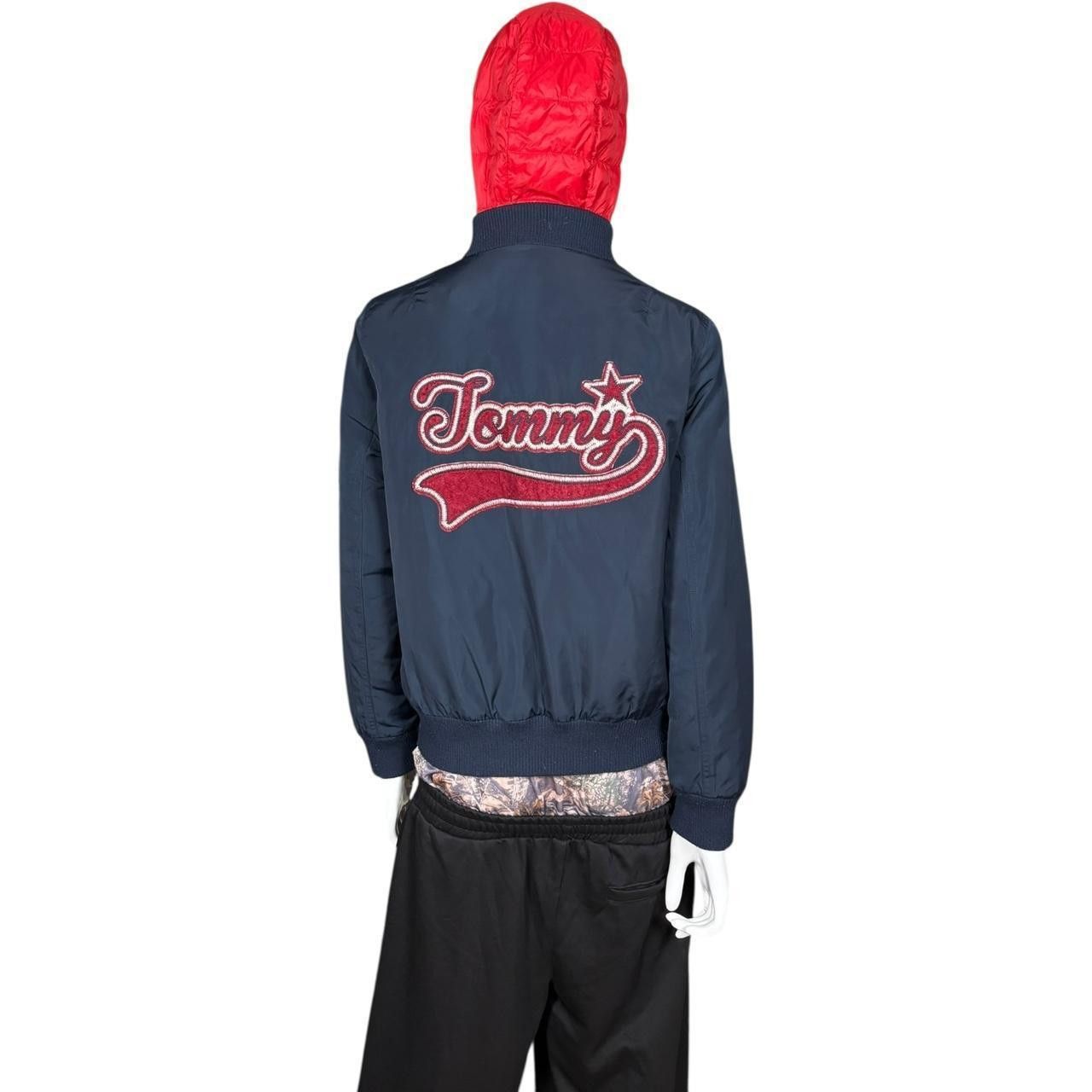 Tommy Hilfiger Tommy Hilfiger Navy Bomber Jacket with Red Hood Size US M / EU 48-50 / 2 - 1 Thumbnail