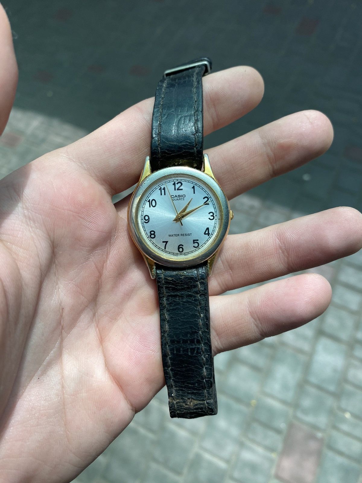 Casio MTP-1093 Vintage Watch