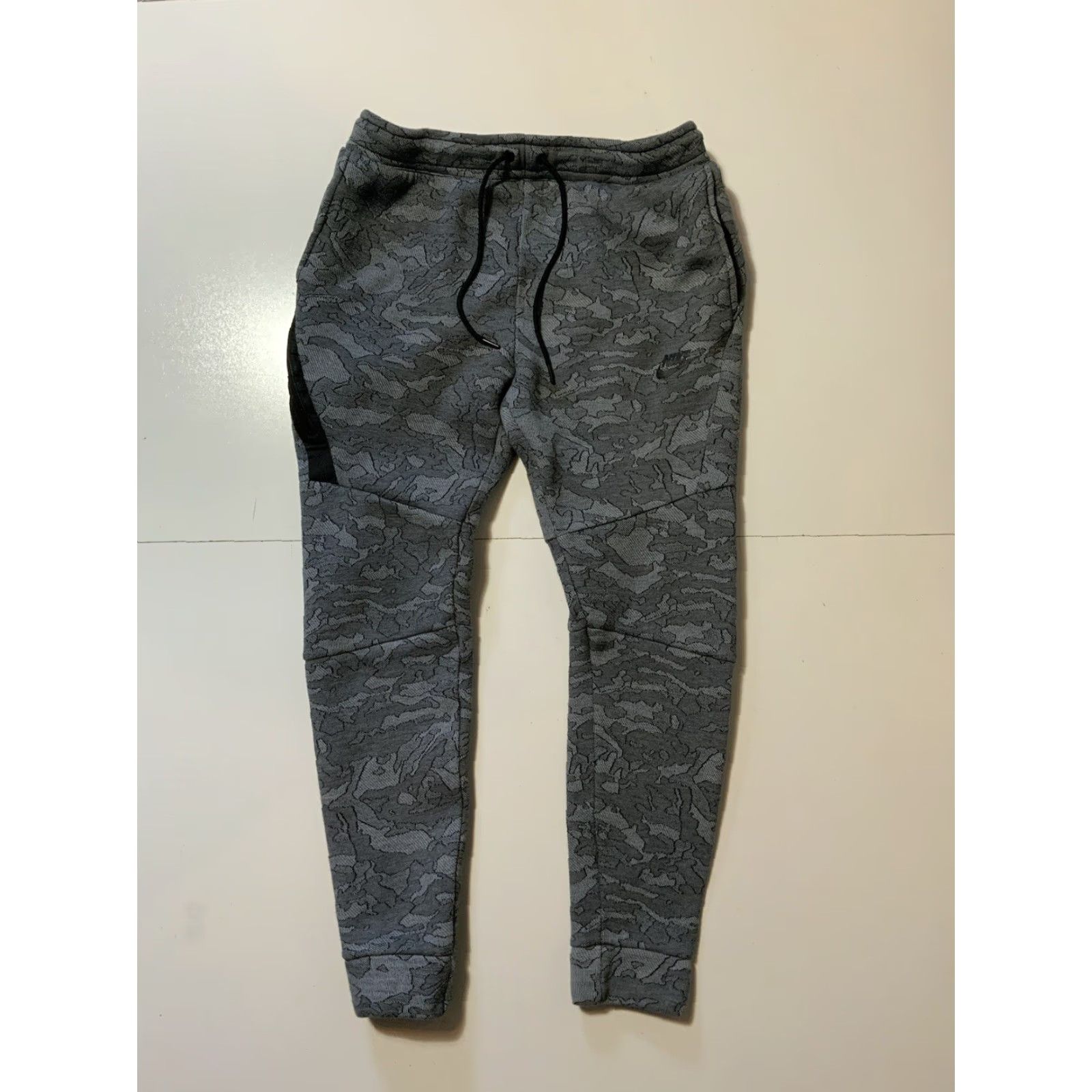 Nike Nike Sportswear Tech Fleece Jacquard Grey Camouflage Jogger Pants Sz S Mens Regular Track Size US 29 - 2 Thumbnail