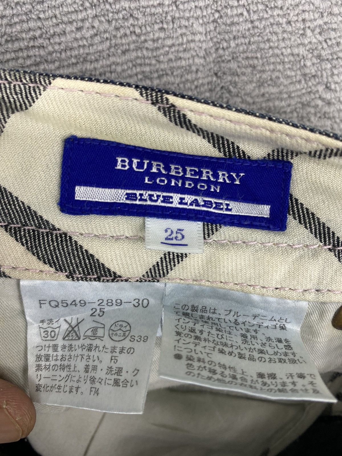 Burberry 🔥BURBERRY BLUE LABEL JEANS NOVACHECK Size 30" / US 8 / IT 44 - 15 Thumbnail