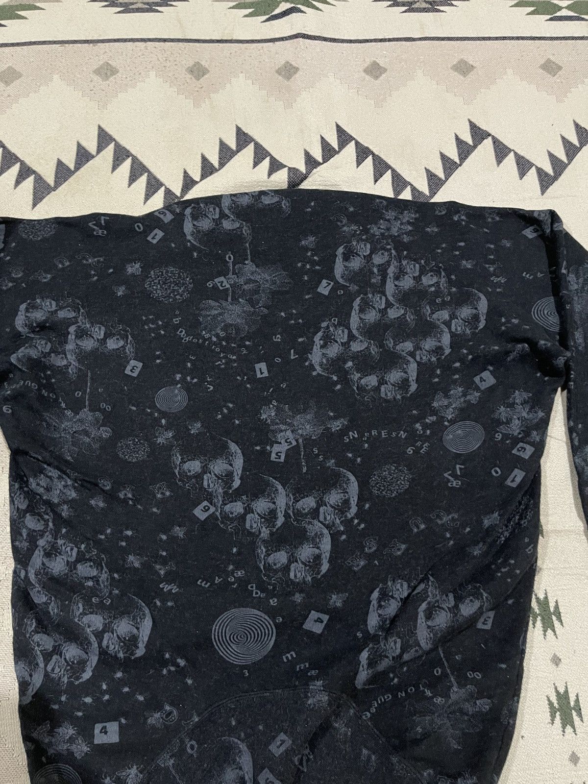 Hysteric Glamour 90s HYSTERIC GLAMOUR FULLPRINT SKULL RARE SWEATSHIRT Size ONE SIZE - 21 Thumbnail