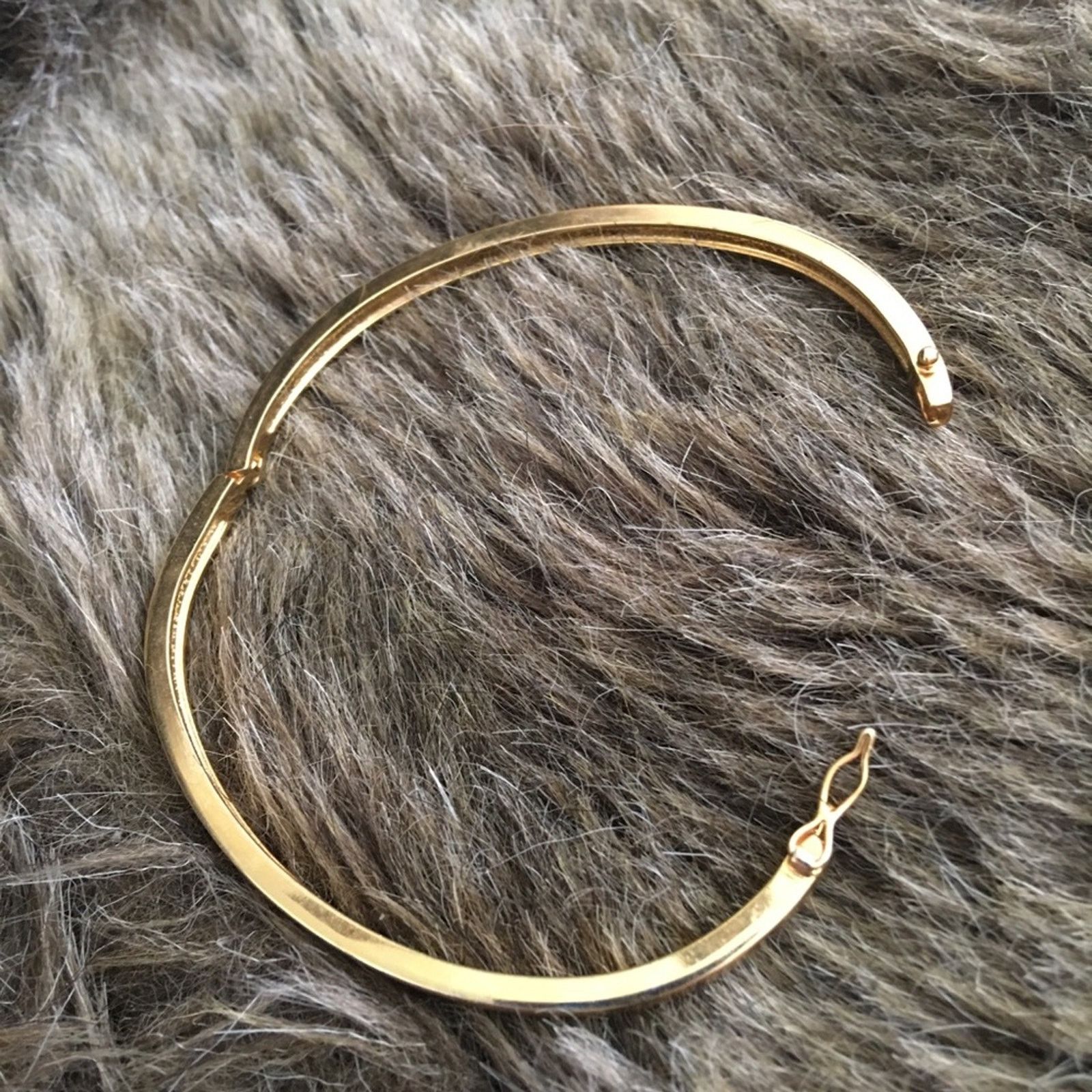 Jewelry Gold plated inlaid ruby crystal bangle bracelet Size ONE SIZE - 7 Thumbnail