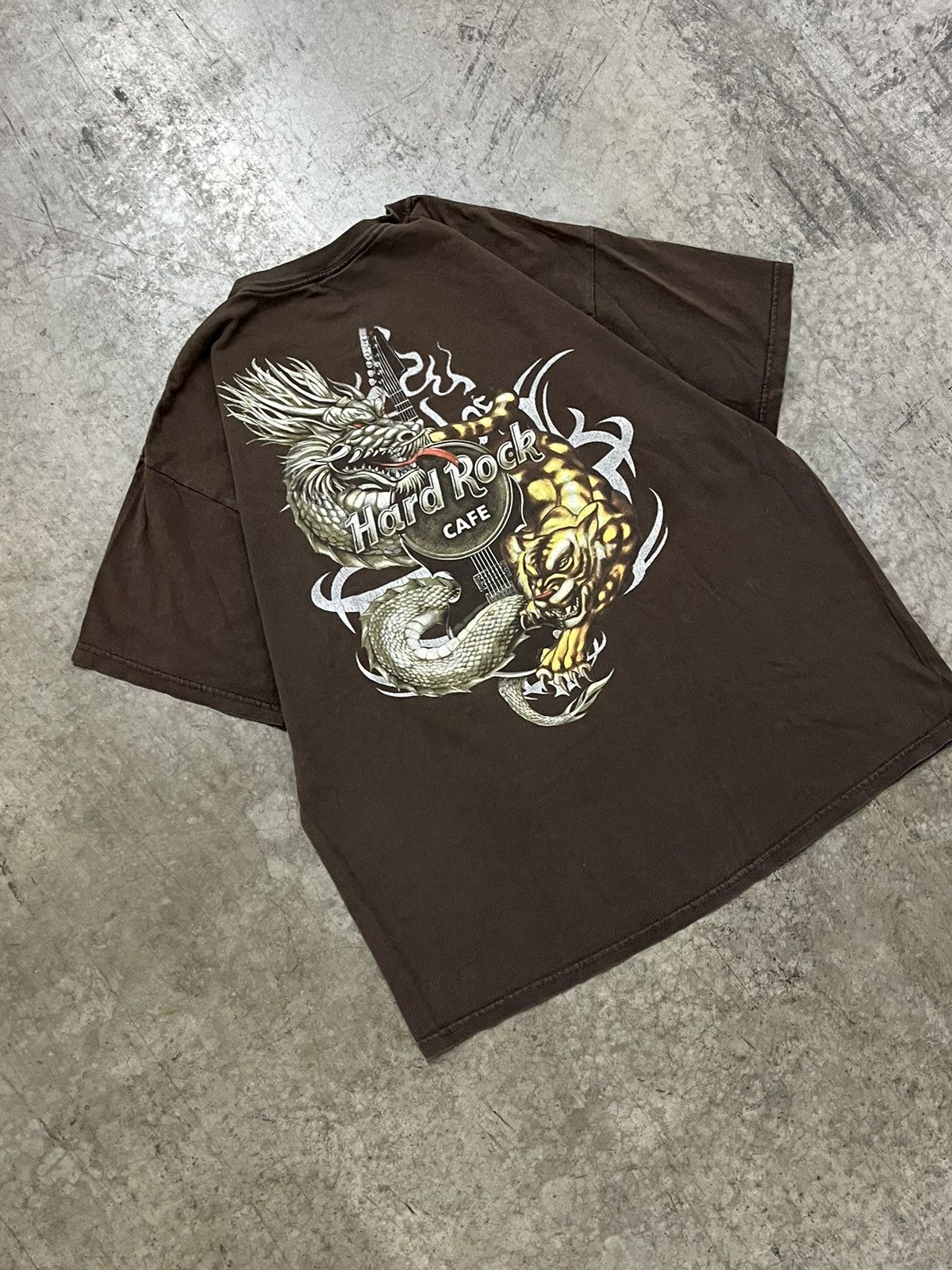 Vintage Y2k Hard Rock Cafe mocha brown grunge tee skater hype grunge Size US XL / EU 56 / 4 - 3 Thumbnail