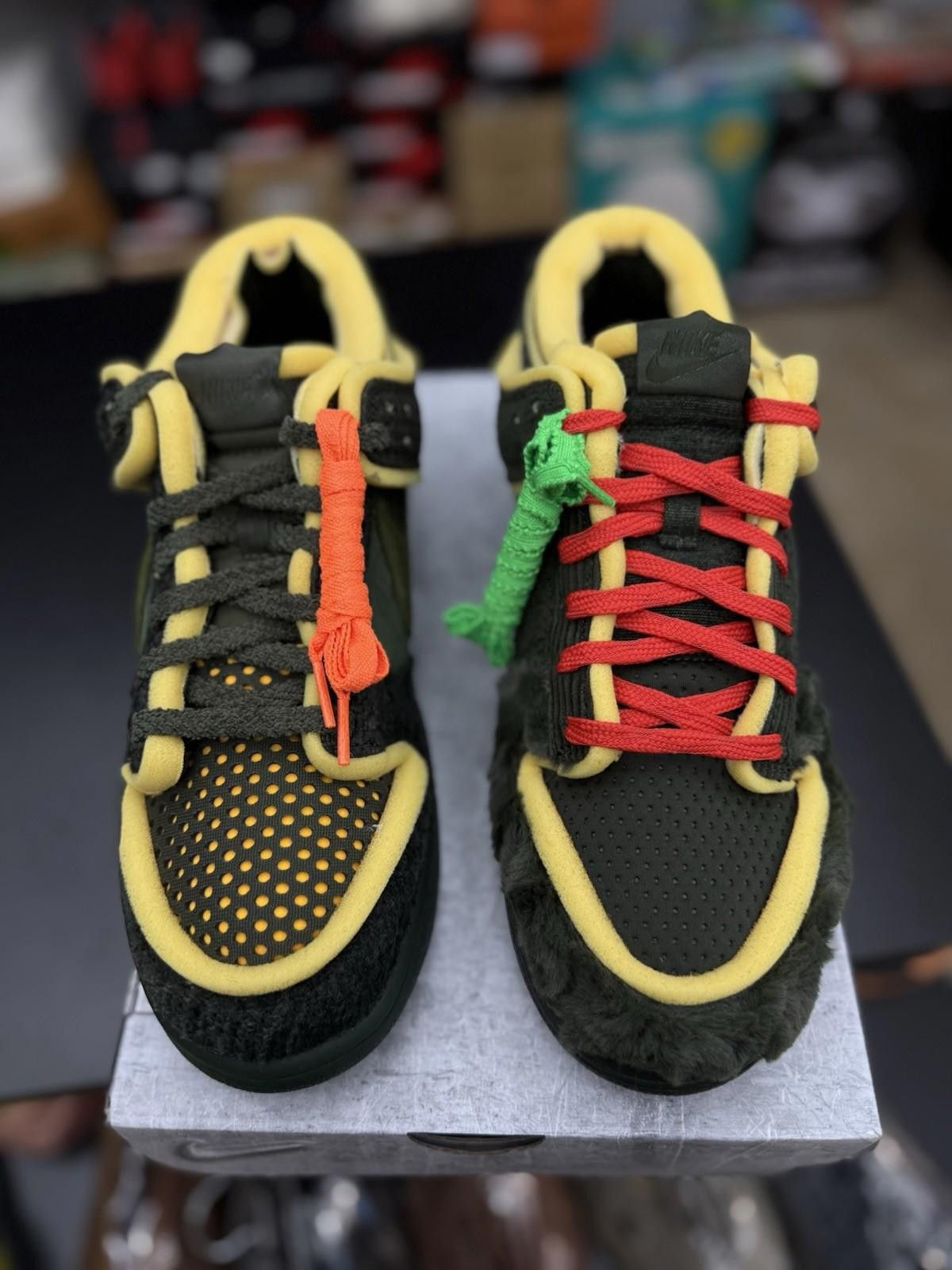 Nike Nike CPFM Cactus Plant Dunk Swamp Sponge Sequoia Black (11) Size US 11 / EU 44 - 4 Thumbnail