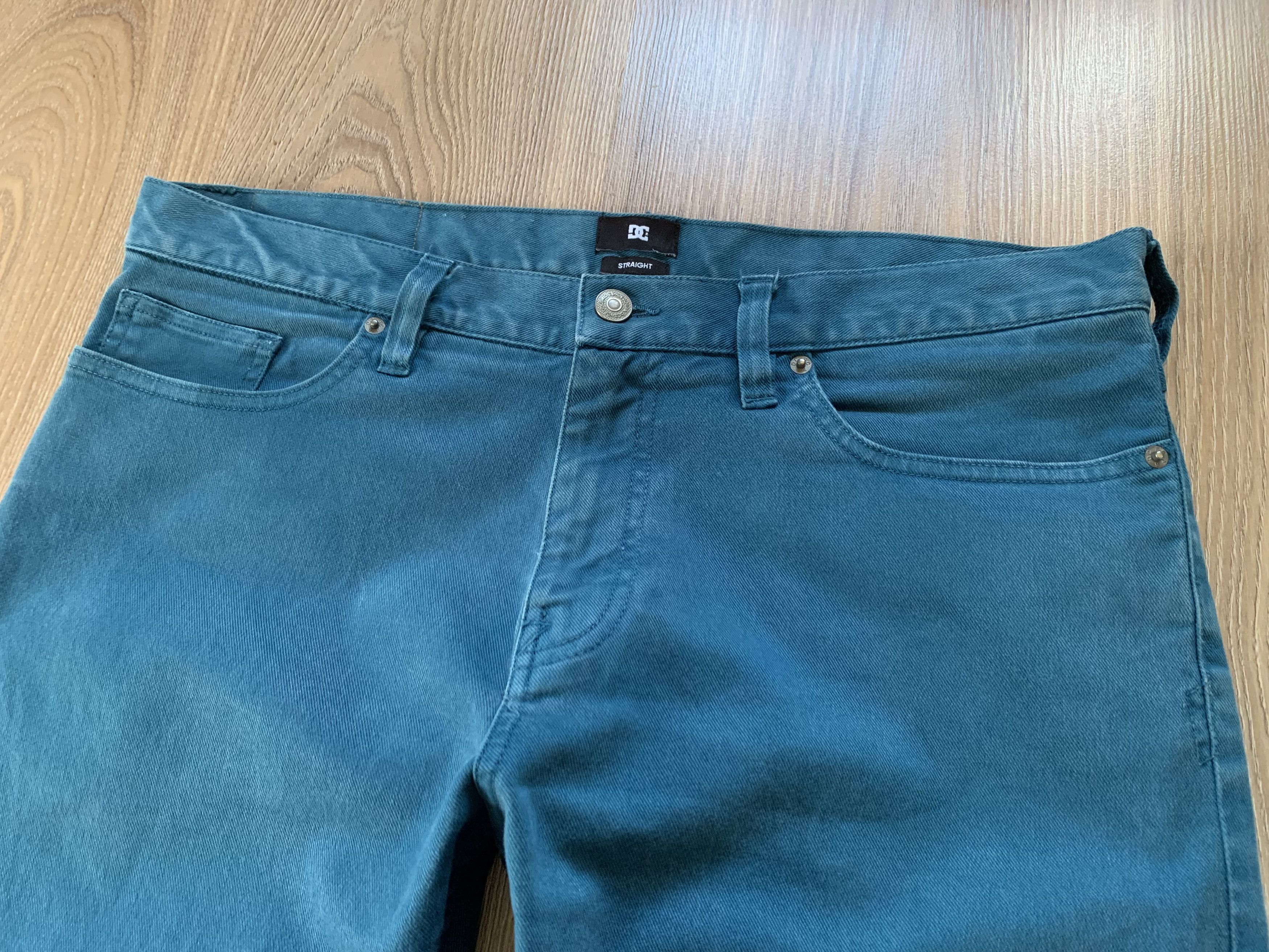 DC × Vintage DC Shoes Straight Turqouise Vintage Jeans Size US 33 - 4 Thumbnail