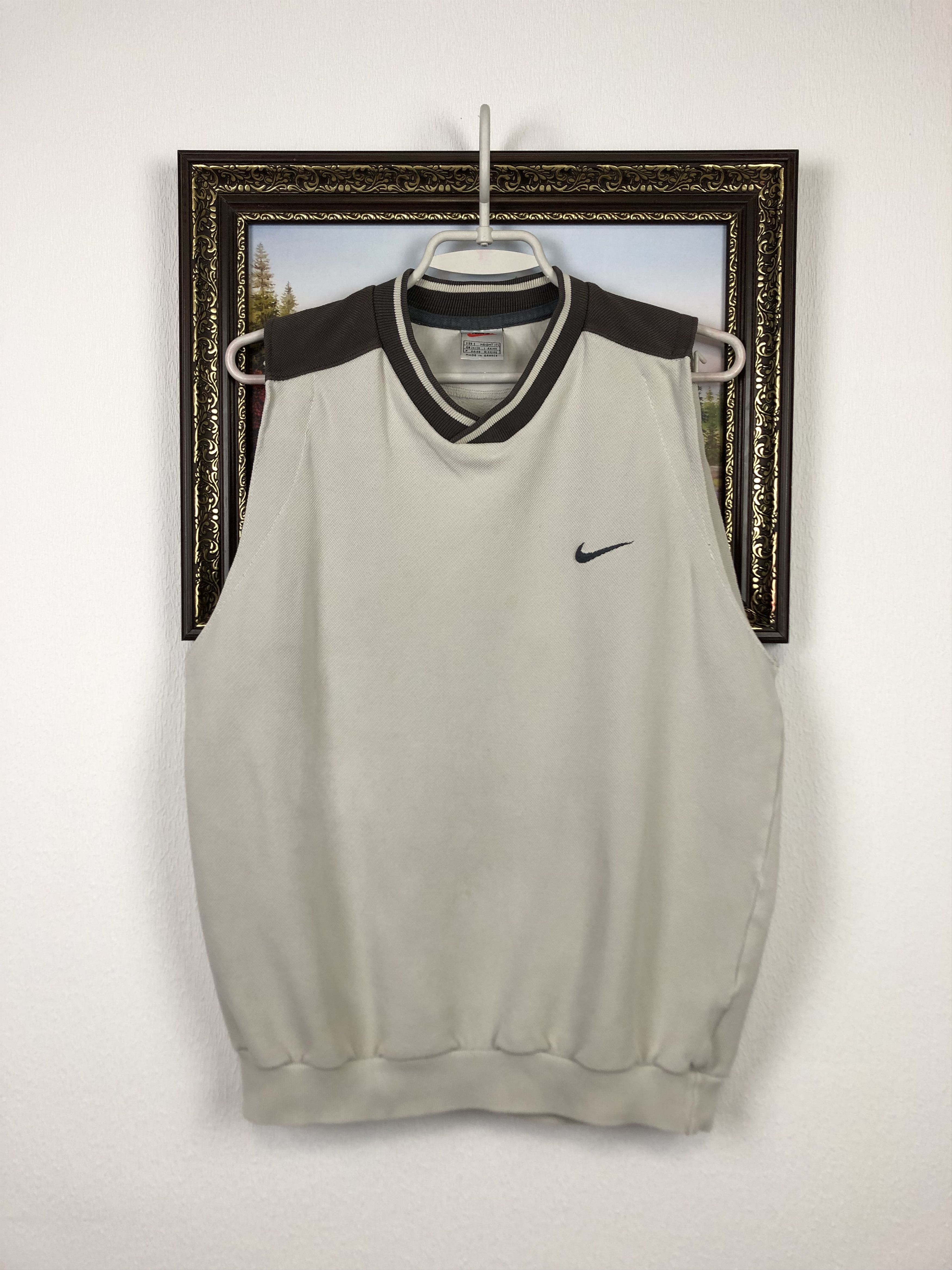 Nike Vintage Nike Sleveless Tank Top Jacket Shirt Hype Swoosh Size US S / EU 44-46 / 1 - 1 Thumbnail