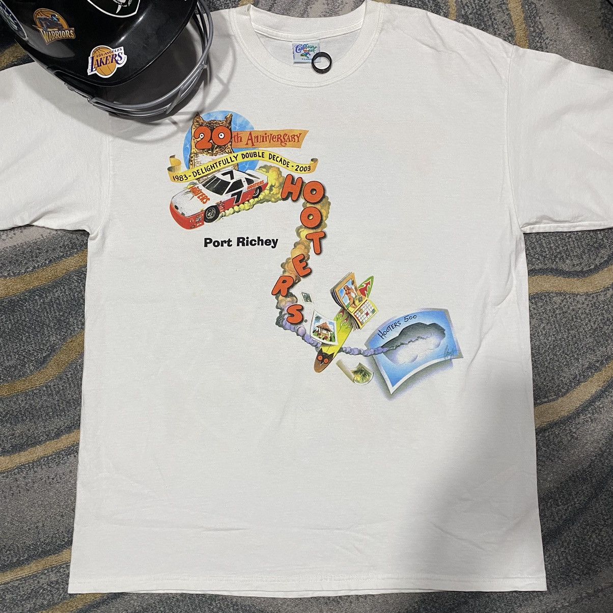 Vintage Vintage y2k Hooters 20th Anniversary Size US XL / EU 56 / 4 - 2 Thumbnail