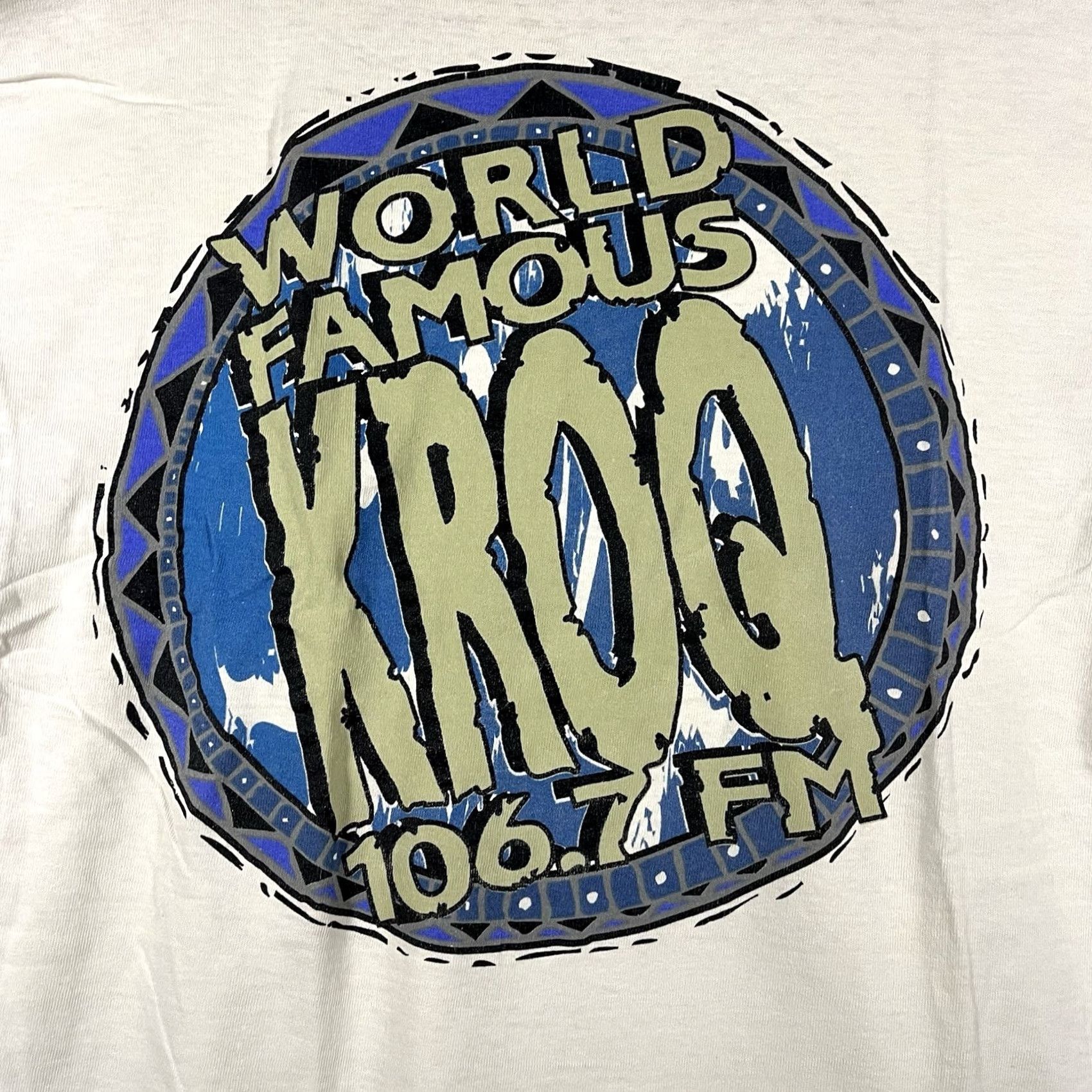 Vintage VINTAGE 90s KROQ 106.7 FM T-Shirt Large White USA Crew Neck Short Sleeve Men Size US L / EU 52-54 / 3 - 2 Thumbnail