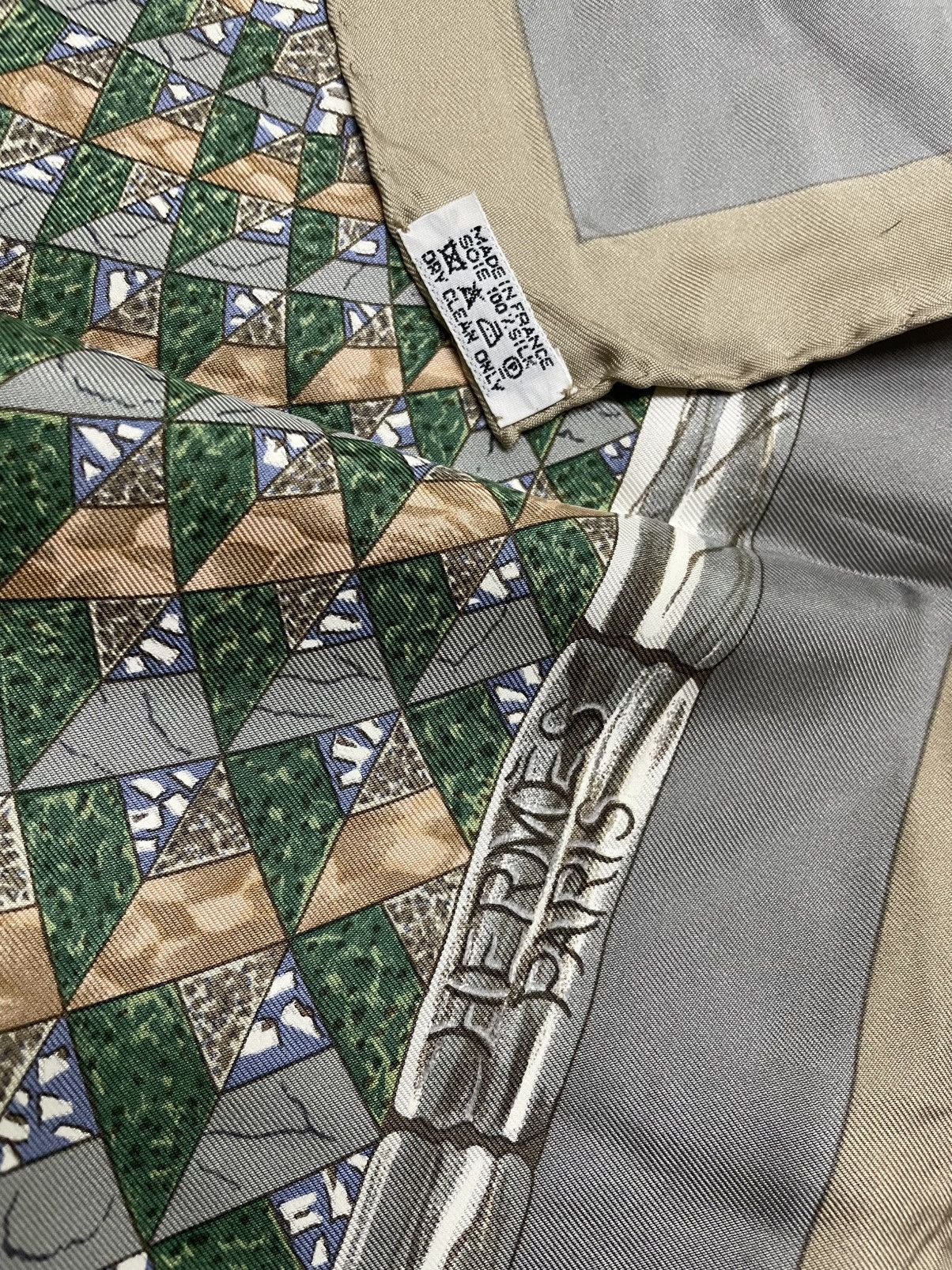 Hermes × Vintage Vintage HERMES SILK SCARVES Size ONE SIZE - 5 Thumbnail