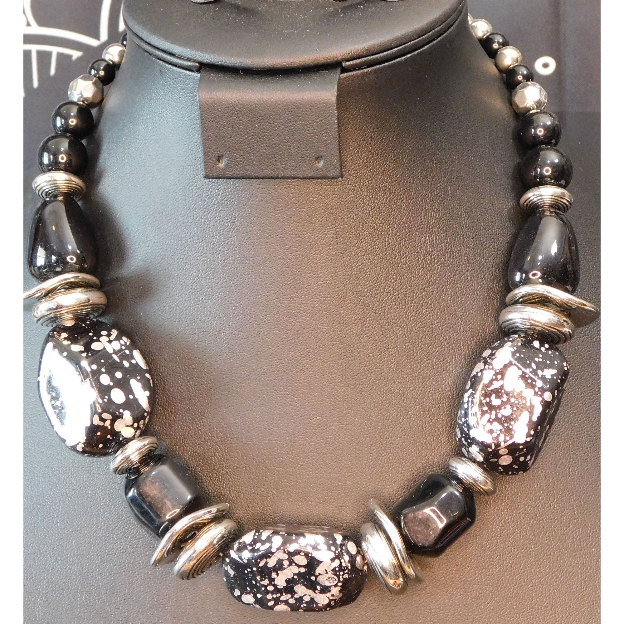 Other Chunky Gothic Black And Silver Tone Beaded Necklace Size ONE SIZE - 1 Thumbnail