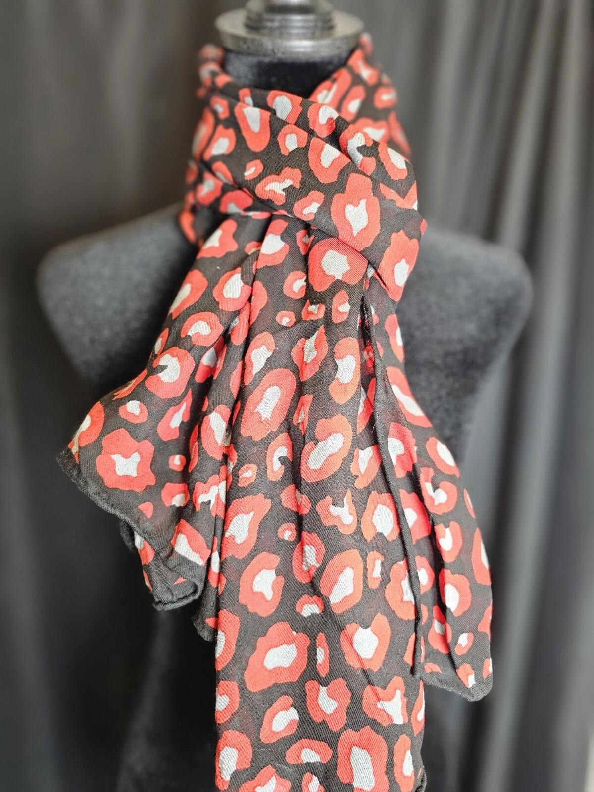 Other NWR Trimdin Scarf Red Womens Large Size ONE SIZE - 1 Thumbnail