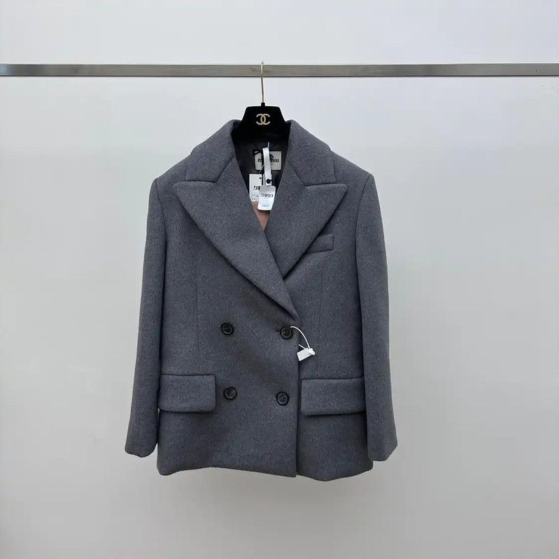 Miu Miu Miu Miu Gray Women's Jacket Size L 0089 Size L / US 10 / IT 46 - 1 Thumbnail