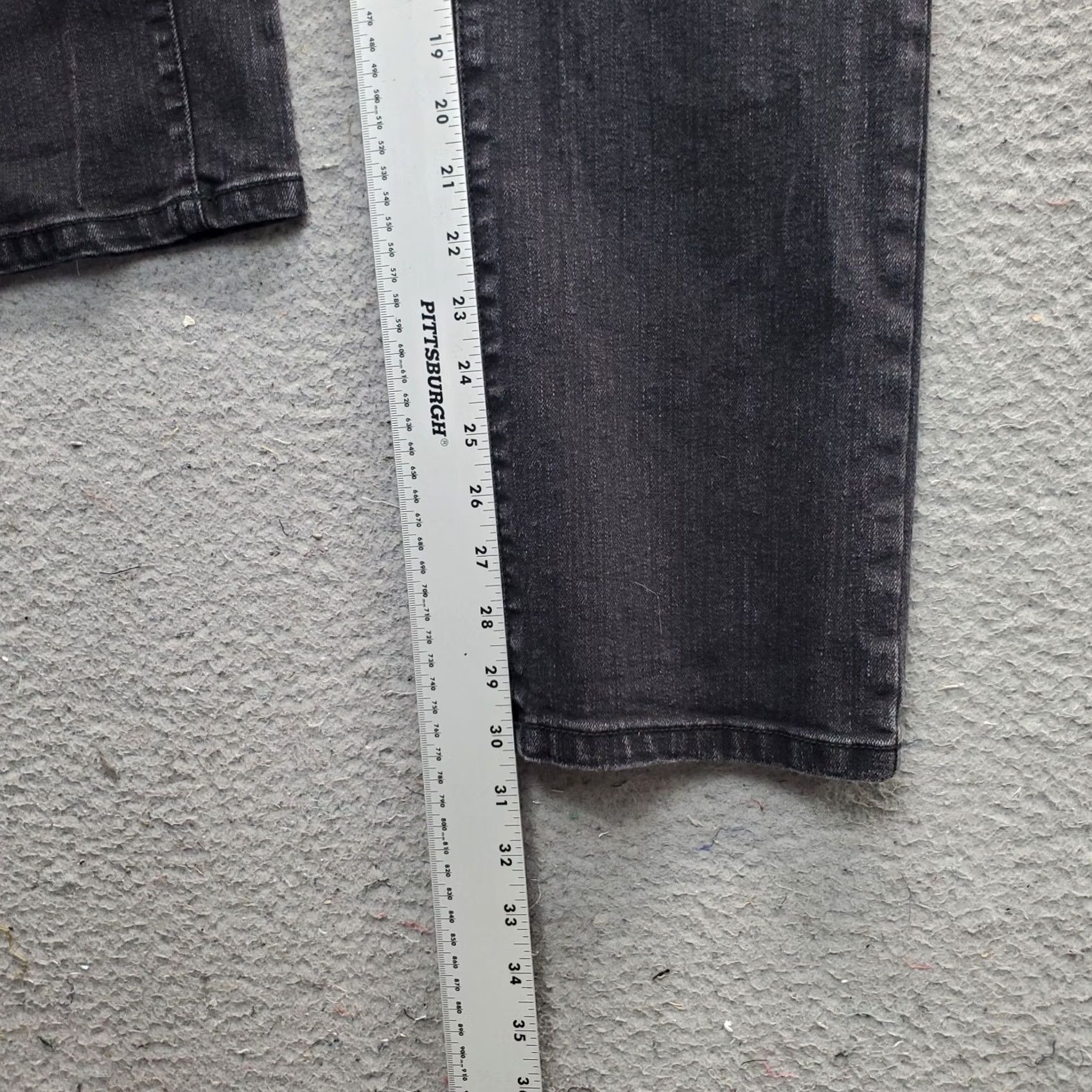 Vintage Chico's Jeans Women Medium Black Denim Dark Wash Straight 5-Pocket Size 32" / US 10 / IT 46 - 4 Thumbnail