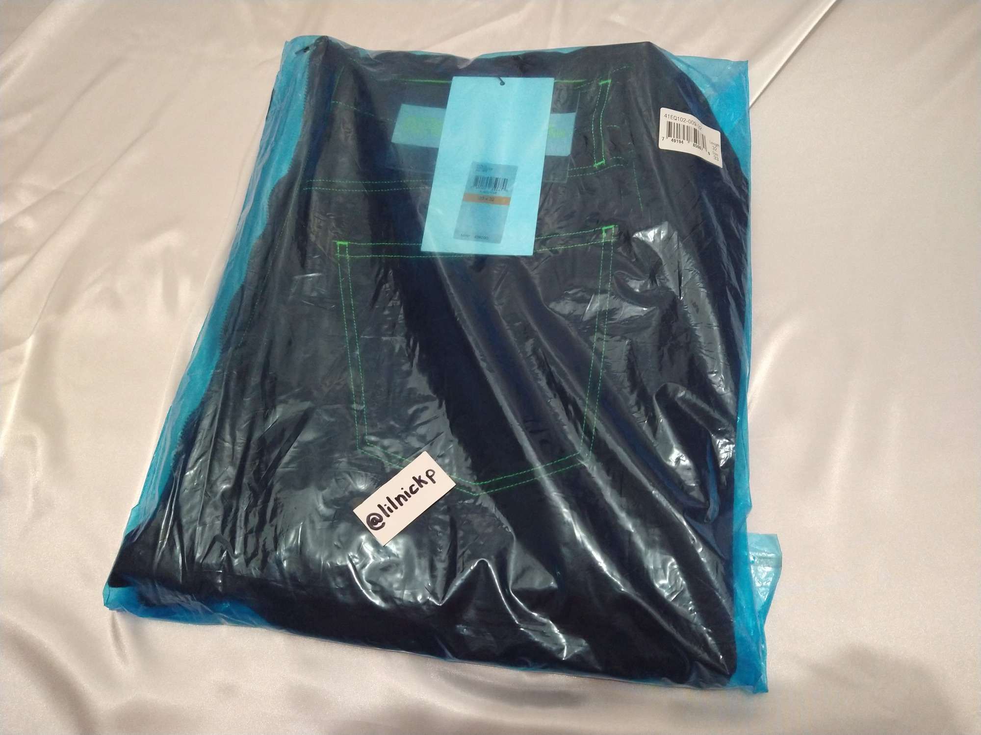 Calvin Klein 205W39NYC EST. 1978 Baggy Black Hole Jeans Size US 33 - 12 Thumbnail