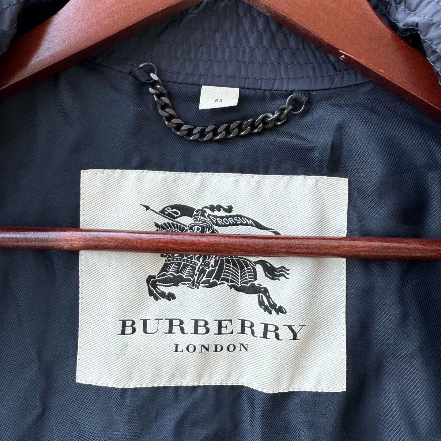 Burberry Burberry Nylon Navy Trench Coat Size 52 Near New Size US L / EU 52-54 / 3 - 7 Thumbnail