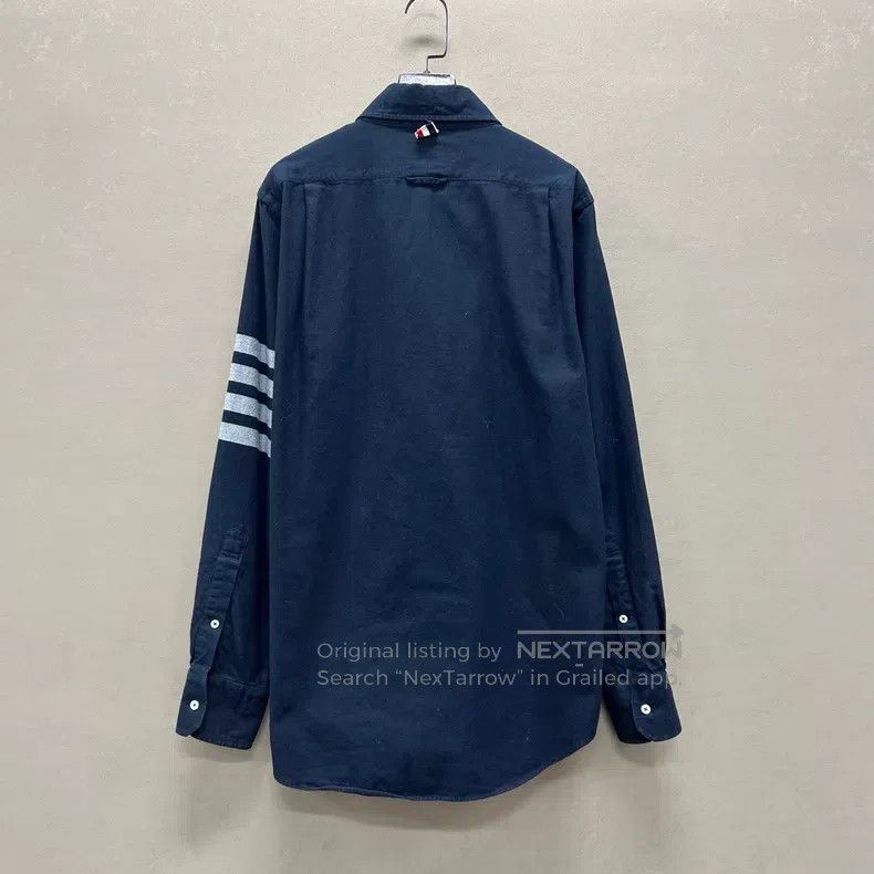 Thom Browne Thom Browne Navy Blue Four-Stripe Logo Shirt Size US M / EU 48-50 / 2 - 2 Thumbnail
