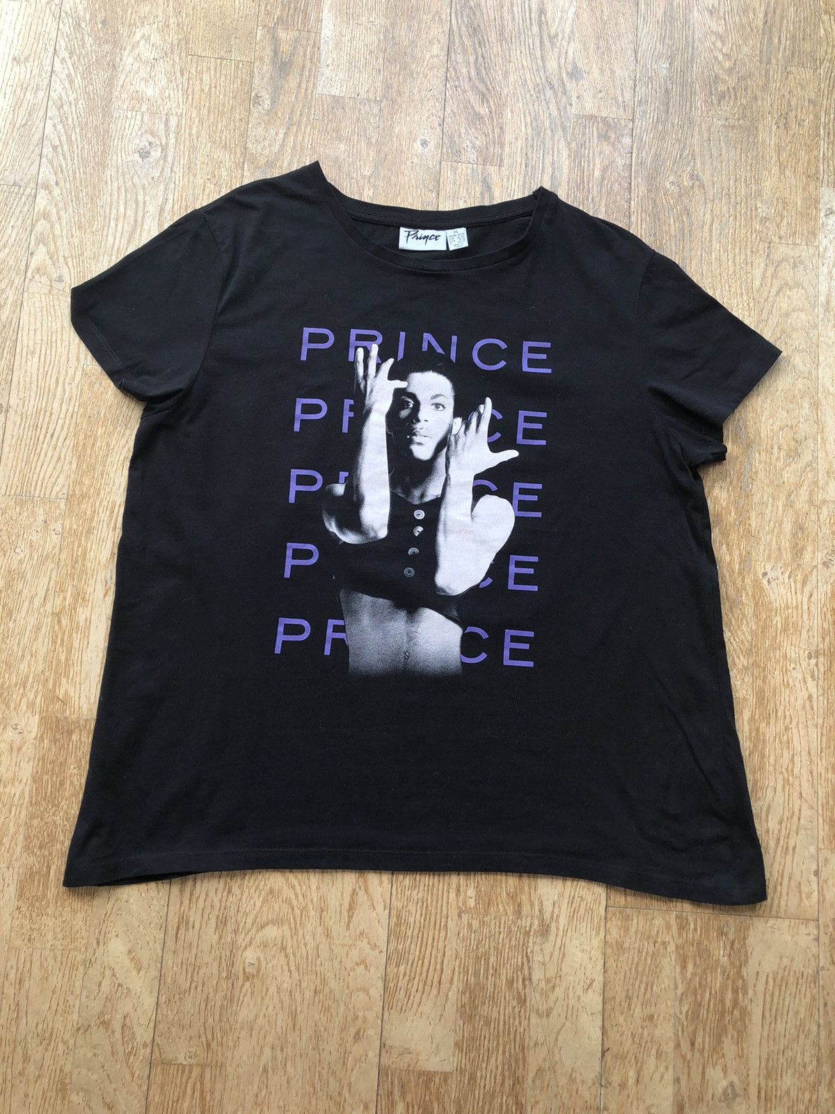 Vintage PRINCE RARE VINTAGE DESIGN TEE SHIRT Size US L / EU 52-54 / 3 - 1 Thumbnail