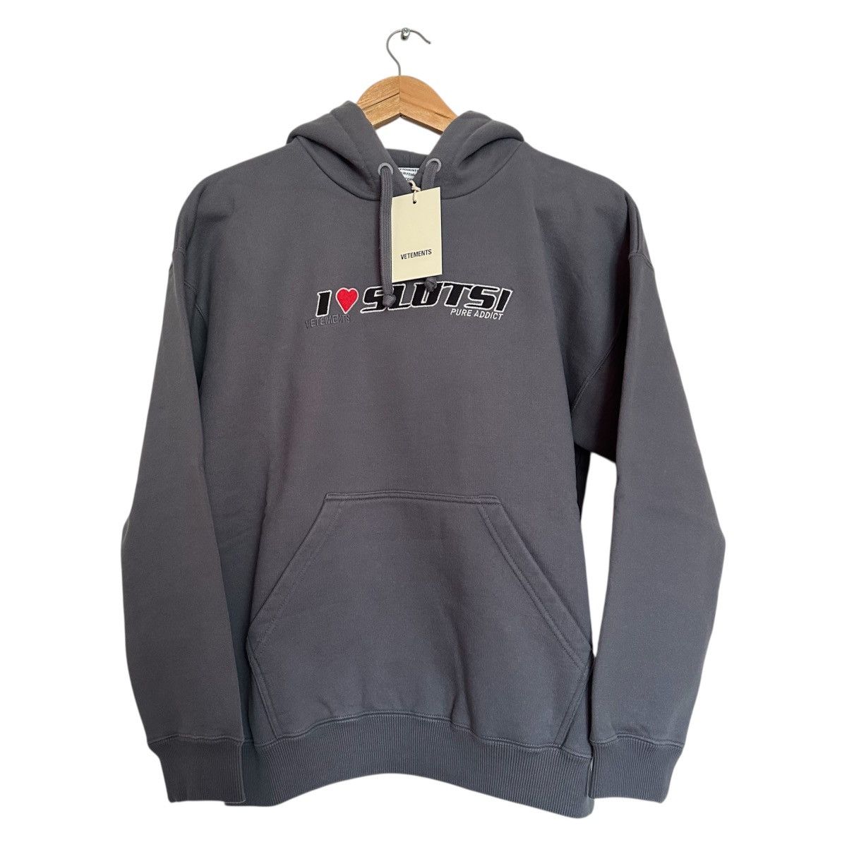VETEMENTS パーカー Love is us Hoodie Vetements Vetements “love is us” hoodie | Grailed