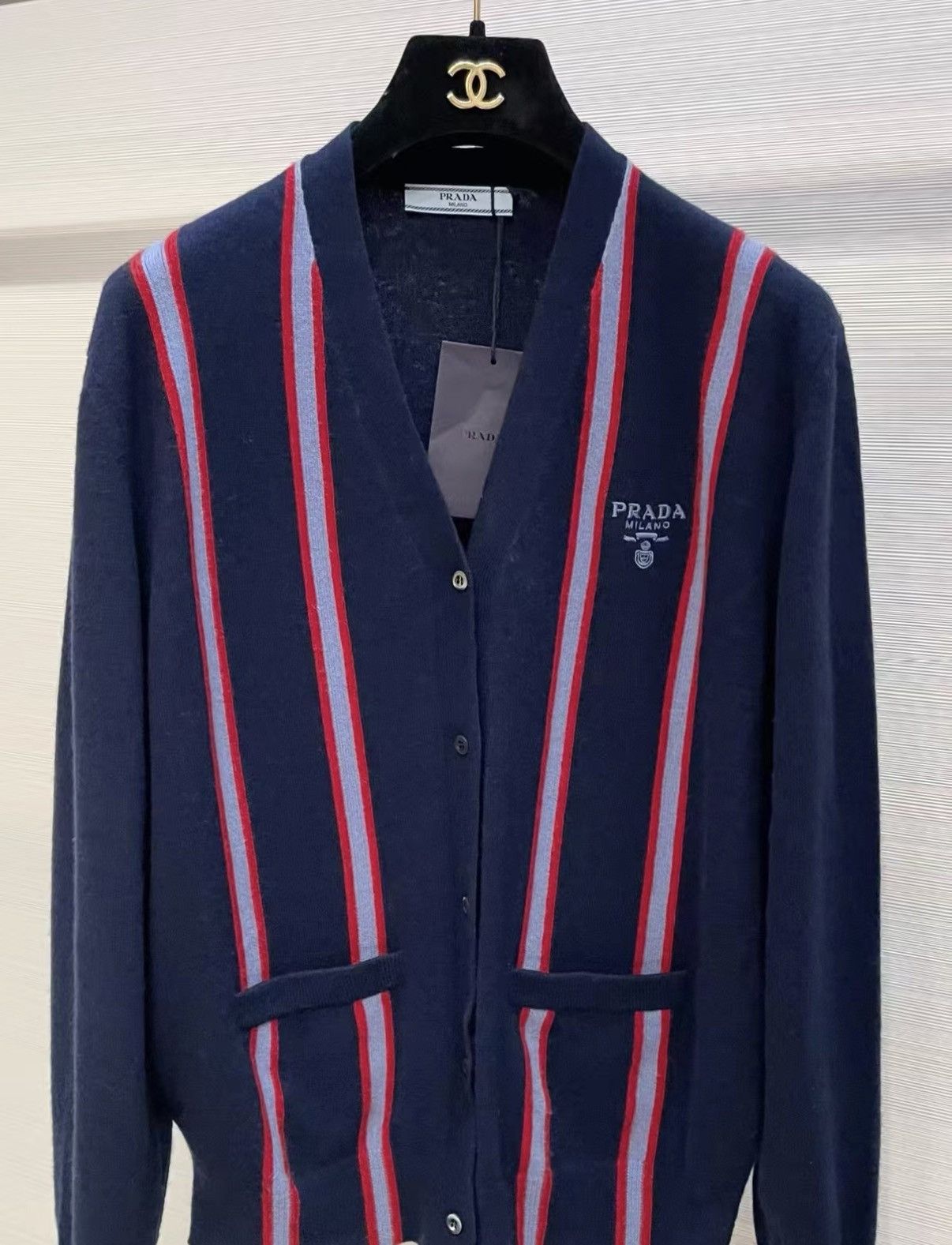 Prada Prada Classic Navy Block Cashmere Cardigan J33 Size XS / US 0-2 / IT 36-38 - 3 Thumbnail