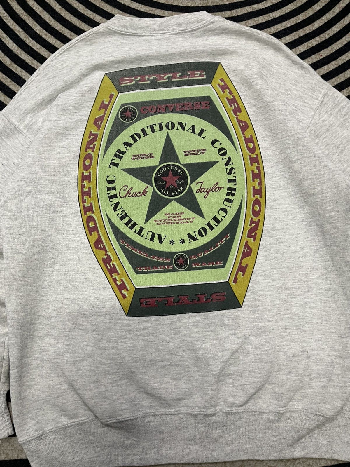 Converse 90s CONVERSE CHUCK TAYLOR TRADITIONAL STYLE SWEATSHIRT RARE Size US L / EU 52-54 / 3 - 12 Thumbnail