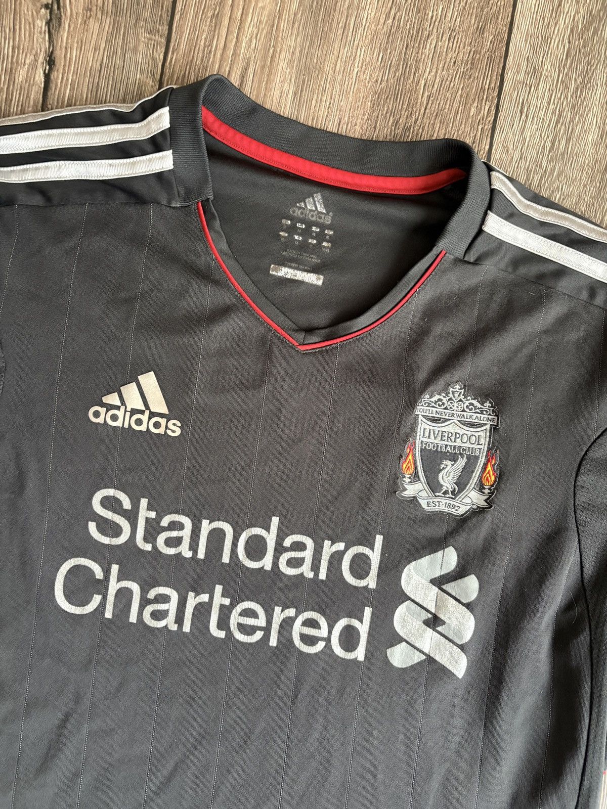Adidas Liverpool FC Away 2011/2012 Football Adidas Soccer Jersey Size US M / EU 48-50 / 2 - 2 Thumbnail