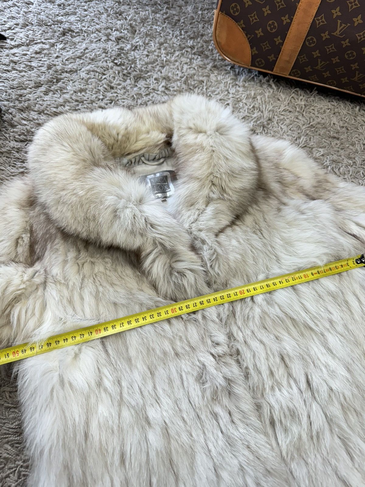 Sagafurs Rare White Fox natural fur Saga Fox coat original item Size S / US 4 / IT 40 - 5 Thumbnail