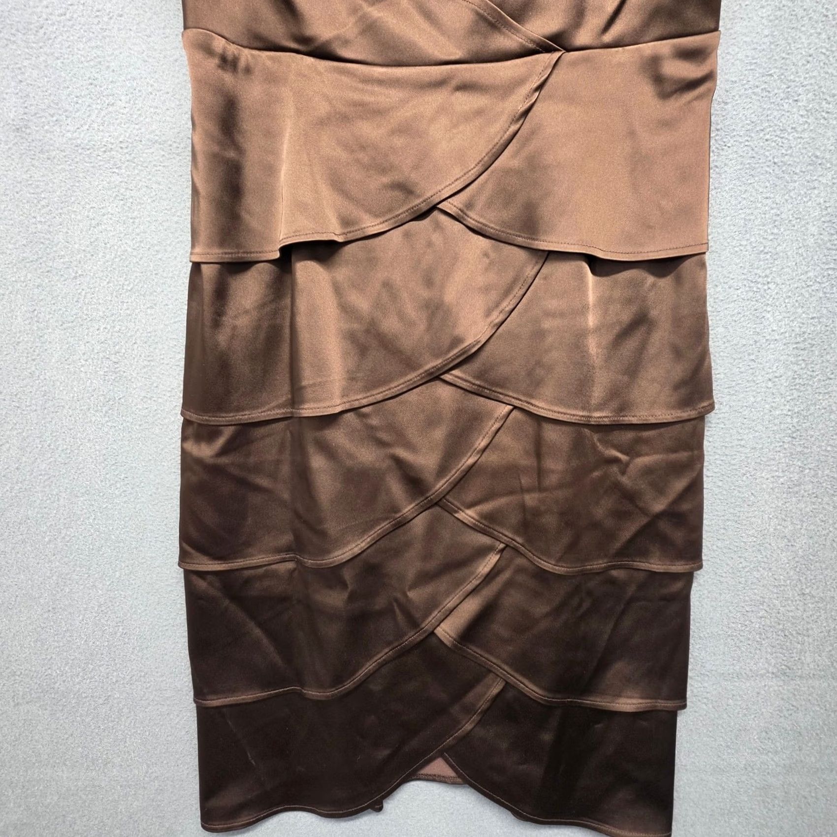 Vintage Cachet Brown Tiered Cocktail Dress Womens 14 Plus Beaded Formal Spaghetti Strap Satin Midi Dress Womens 14 Beaded Formal Spaghetti Strap Satin Size XL / US 12-14 / IT 48-50 - 7 Thumbnail
