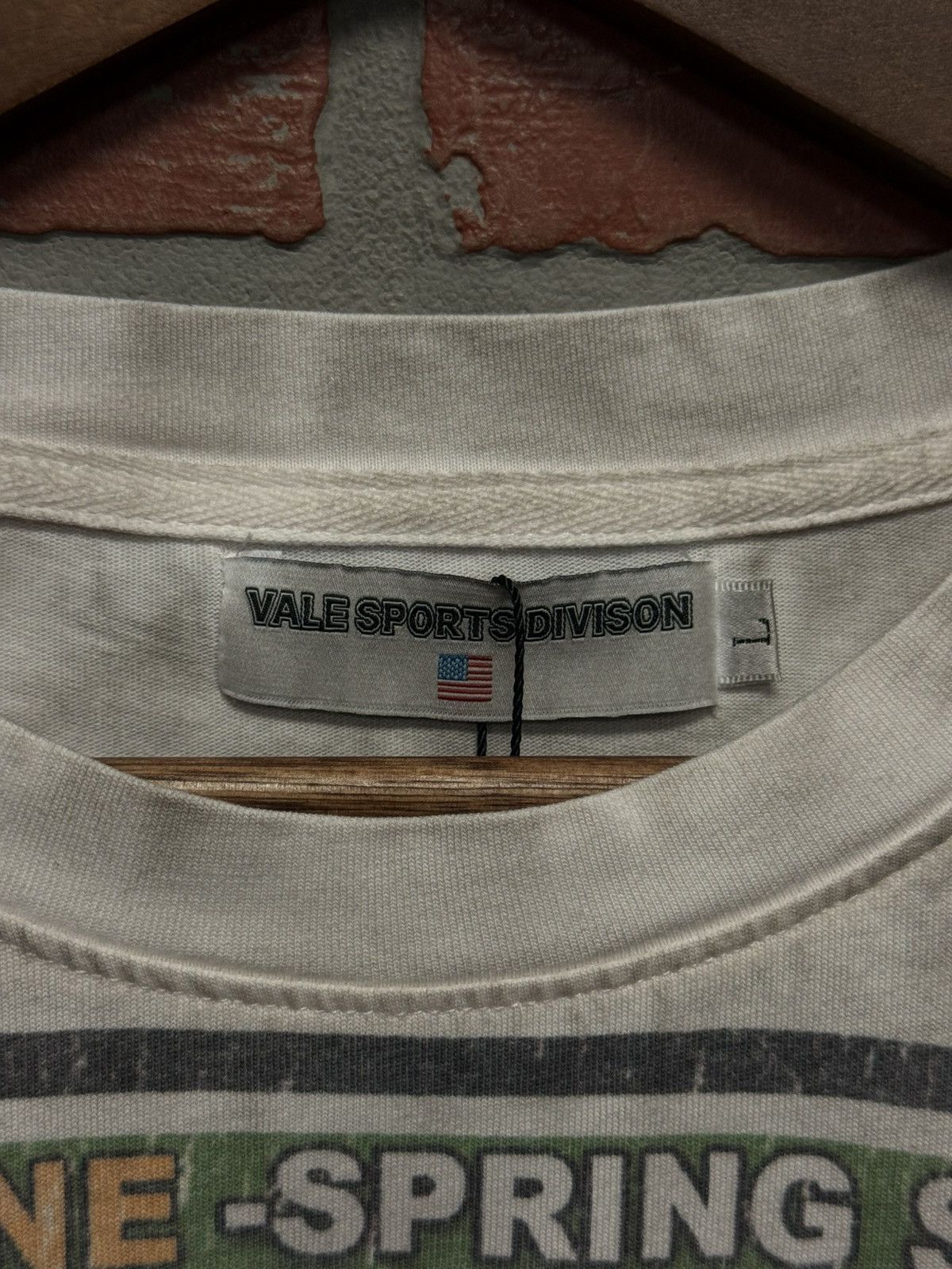 Vale Vale Valley Peace Tee Shirt Red White Size L (NEW) Size US L / EU 52-54 / 3 - 7 Thumbnail
