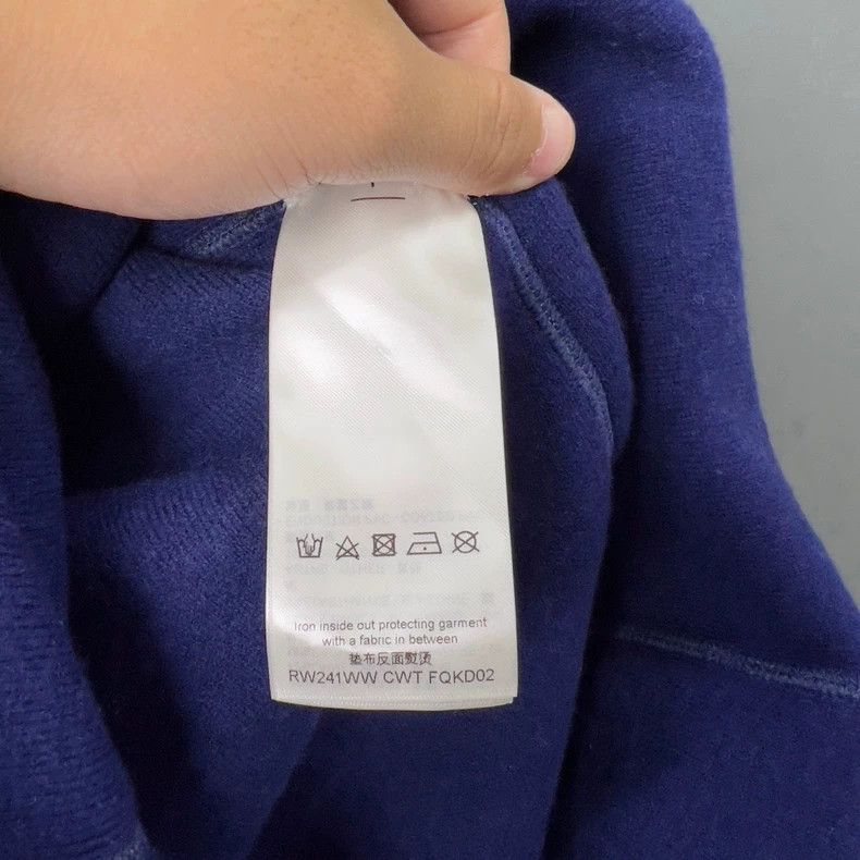 Louis Vuitton Louis Vuitton Full logo dress Size L / US 10 / IT 46 - 5 Thumbnail