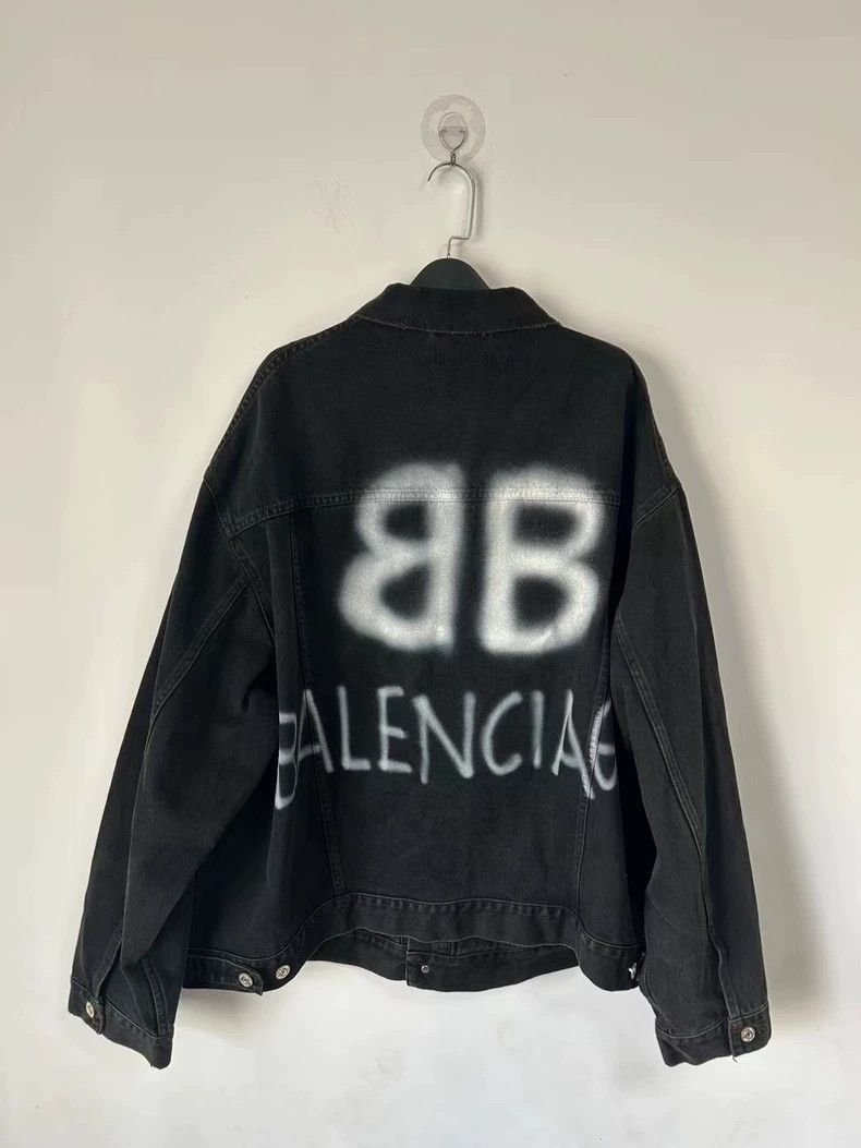 Balenciaga balenciaga distressed black denim jacket Size US L / EU 52-54 / 3 - 2 Thumbnail