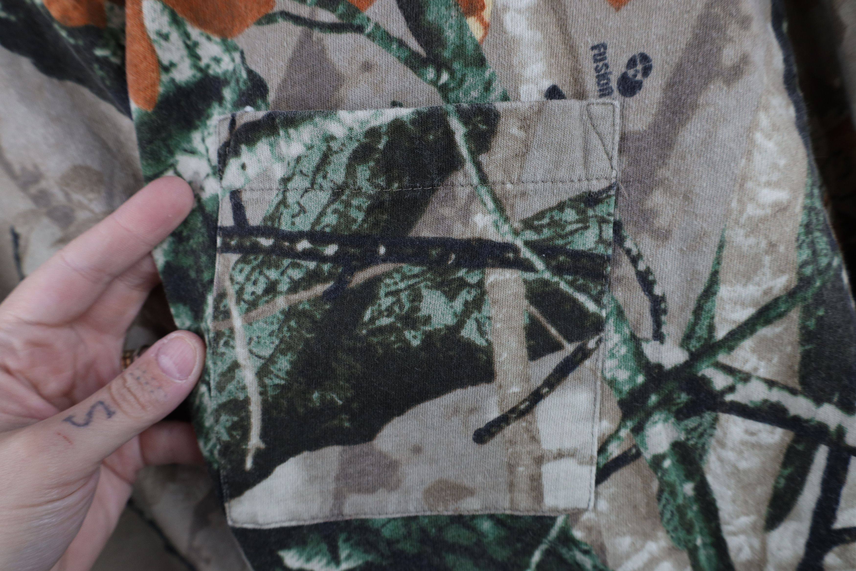Vintage Vintage 90s Y2K Streetwear Camouflage Long Sleeve T-Shirt Size US XXL / EU 58 / 5 - 5 Thumbnail
