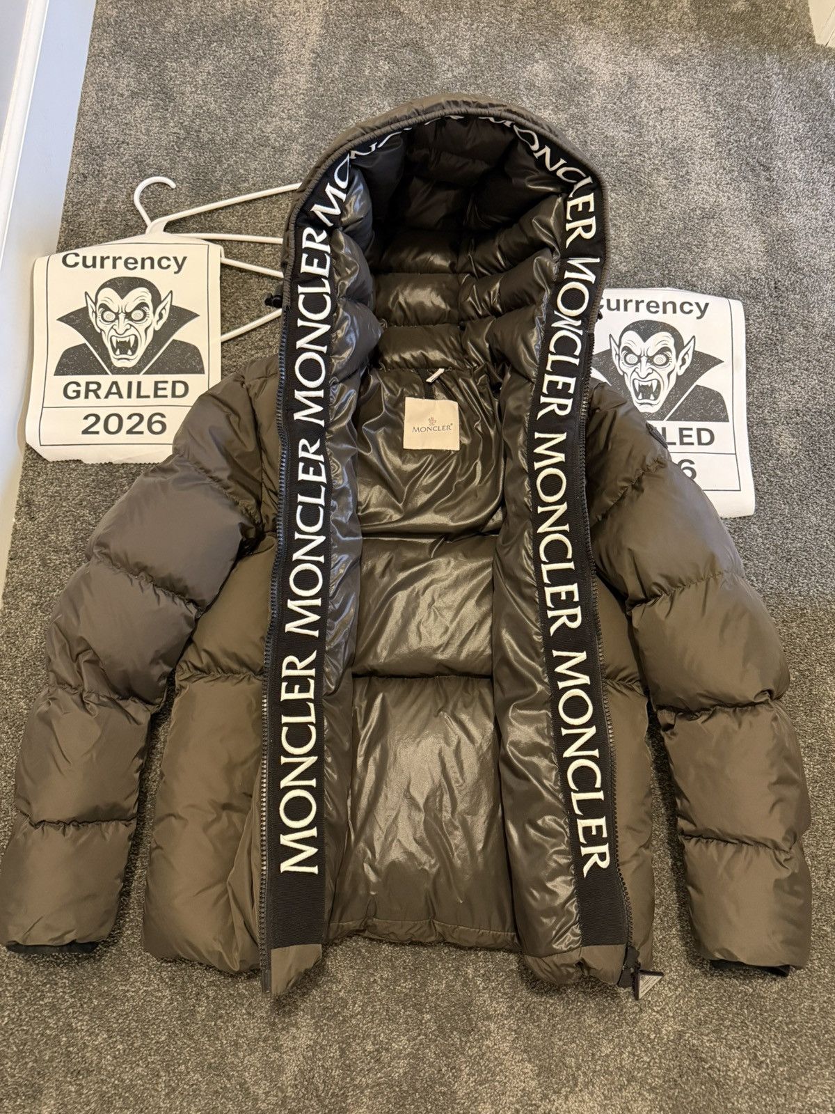 Moncler RARE COLOR 🦄📜 Moncler Montcla Puffer Size US M / EU 48-50 / 2 - 1 Thumbnail