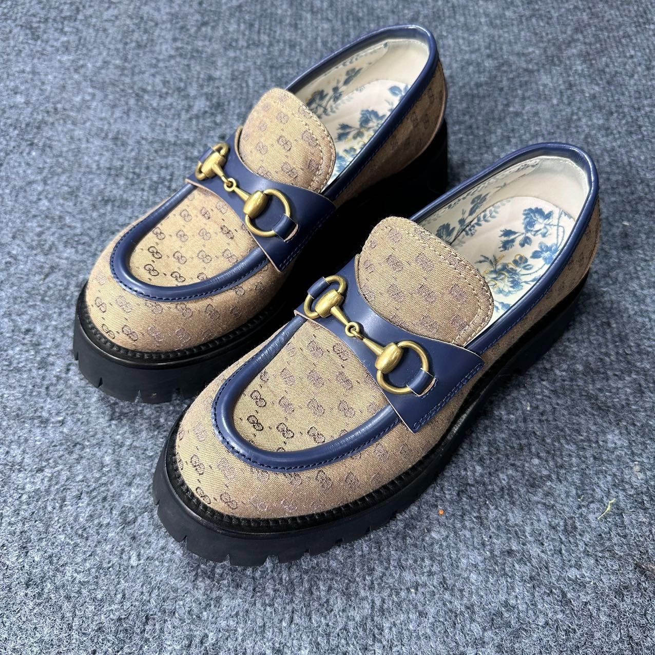 Gucci Gucci New Retro Loafers Size US 5.5 / IT 35.5 - 1 Thumbnail