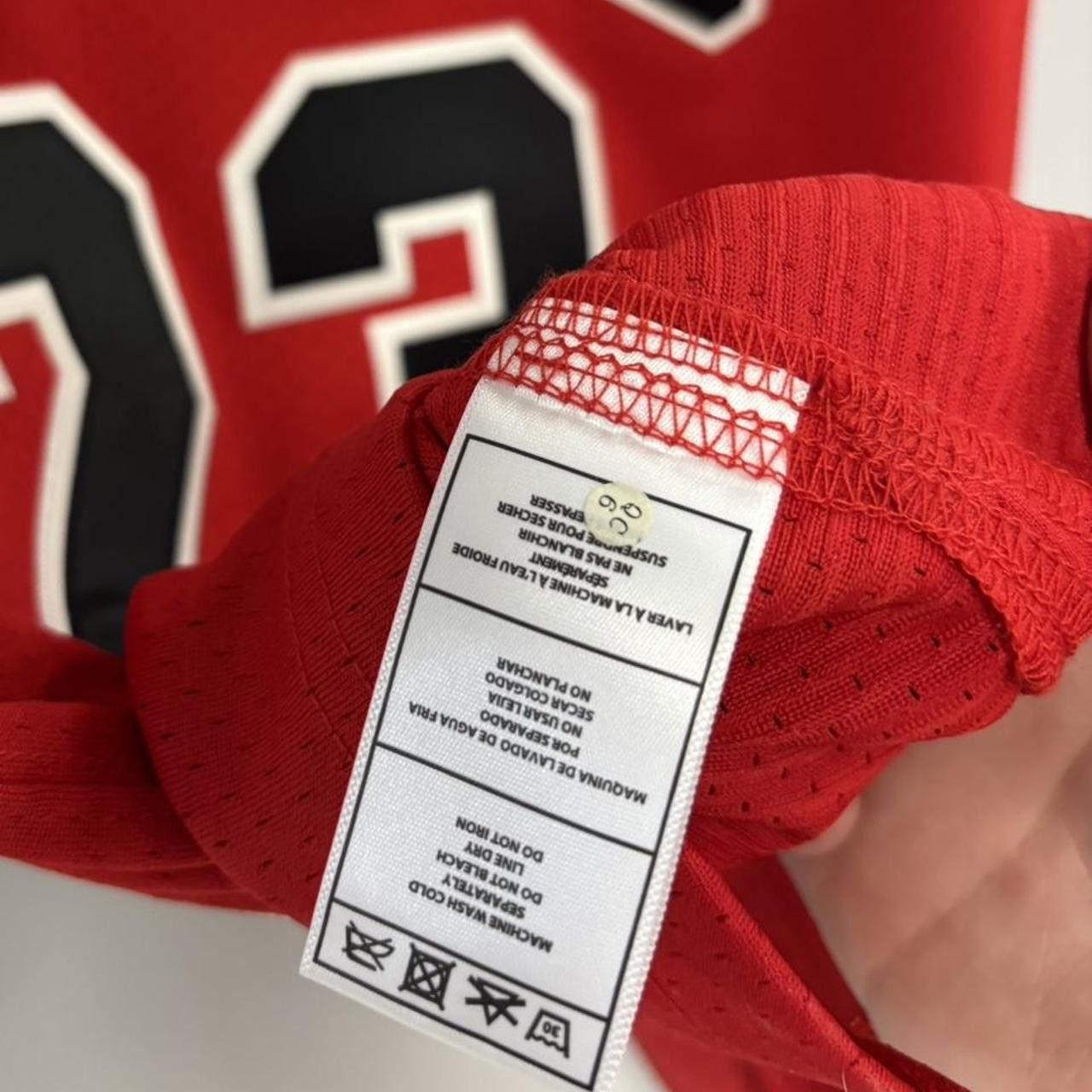 Mitchell & Ness Mitchell & Ness Michael Jordan Bulls NBA Finals Jersey Size US S / EU 44-46 / 1 - 6 Thumbnail