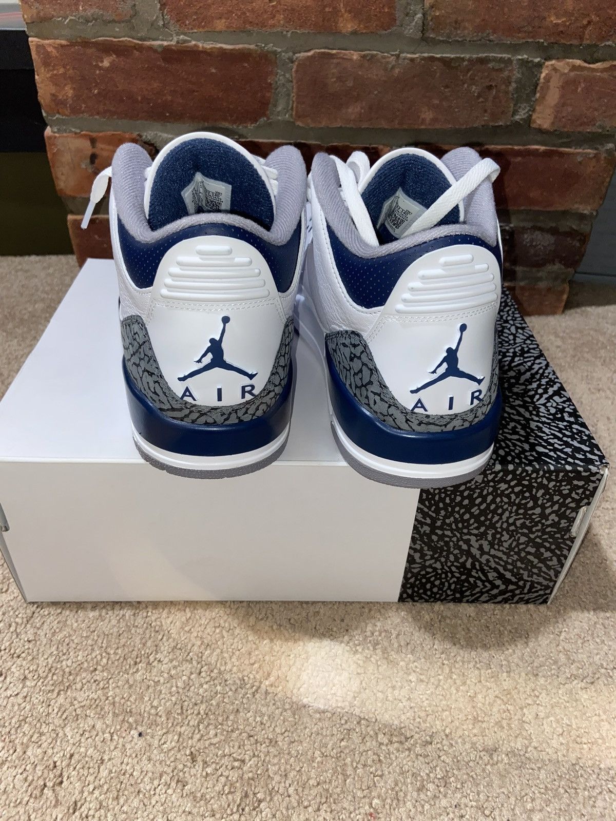 Jordan Brand Air Jordan 3 midnight navy Size US 9.5 / EU 42-43 - 4 Thumbnail