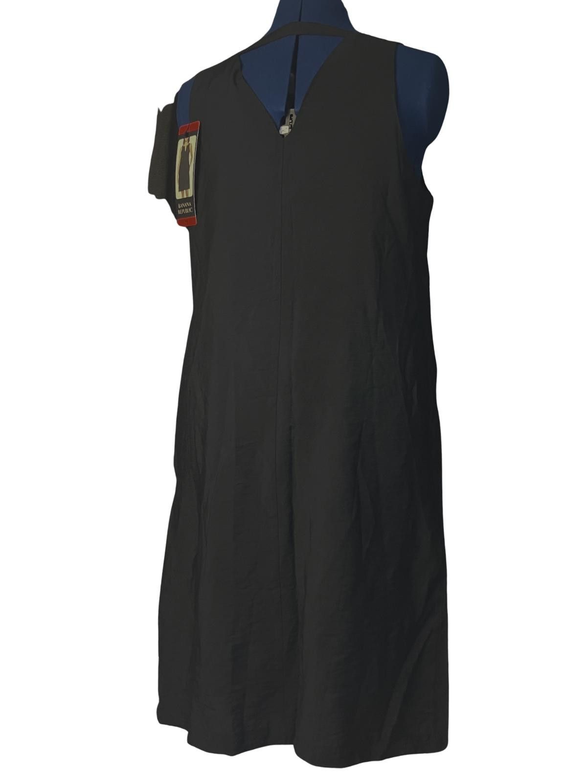Banana Republic Banana Republic Black Shift Dress Sleeveless M Size M / US 6-8 / IT 42-44 - 3 Thumbnail