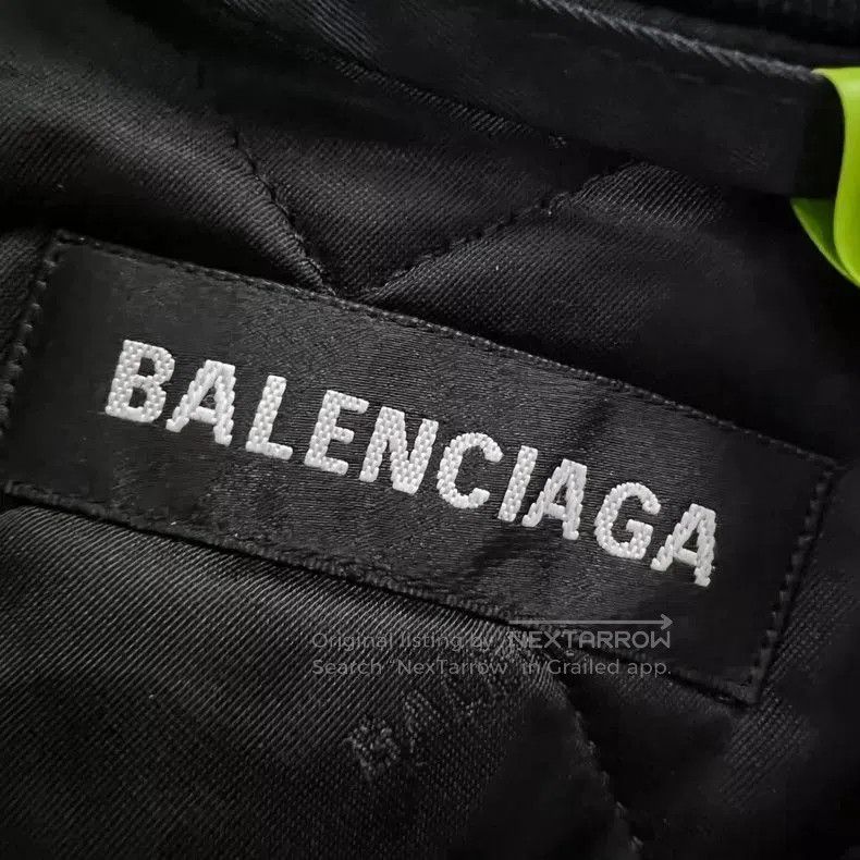 Balenciaga Balenciaga Embroidered Logo Jacket in Navy. Size US L / EU 52-54 / 3 - 5 Thumbnail