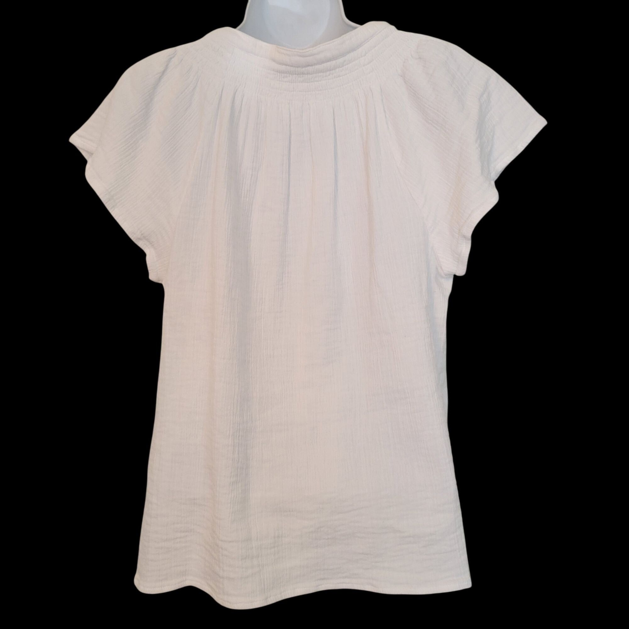 Vineyard Vines Vineyard Vines White Flutter Sleeve White Top Smocked Cotton Size M / US 6-8 / IT 42-44 - 6 Thumbnail