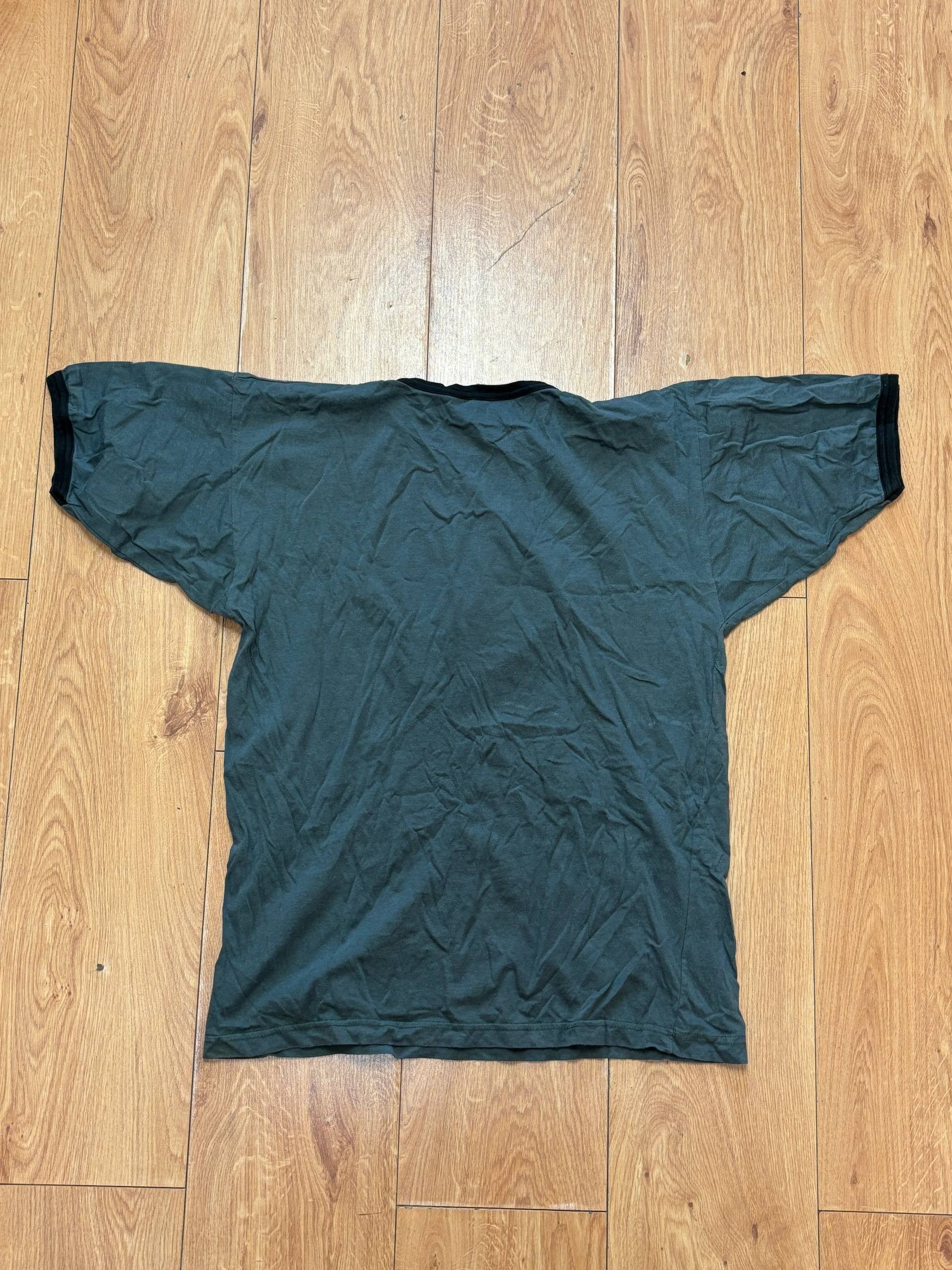 Band Tees 👕 Blink-182 Vintage Band Tee – Black/Grey Size US M / EU 48-50 / 2 - 6 Thumbnail
