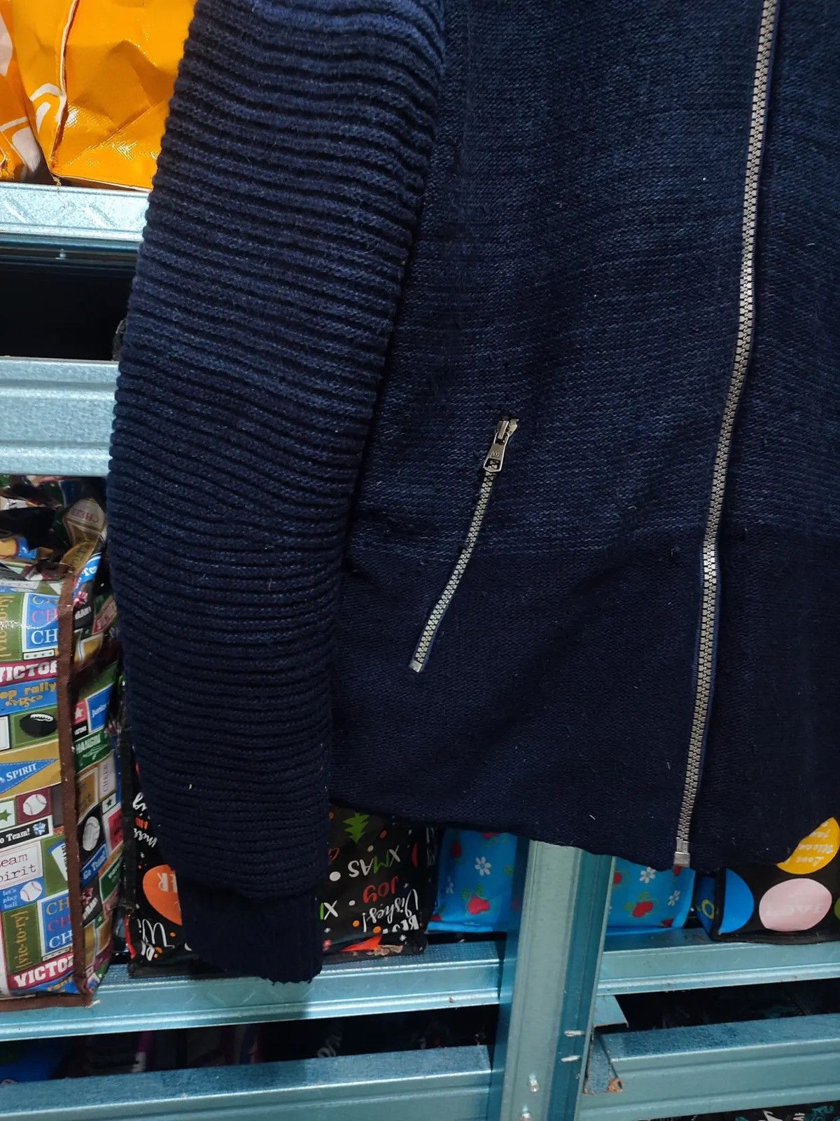 Jean-Michel Basquiat Jean-Michel Basquiat™ Quilted Knit Bomber Jacket – Navy Size US L / EU 52-54 / 3 - 5 Thumbnail