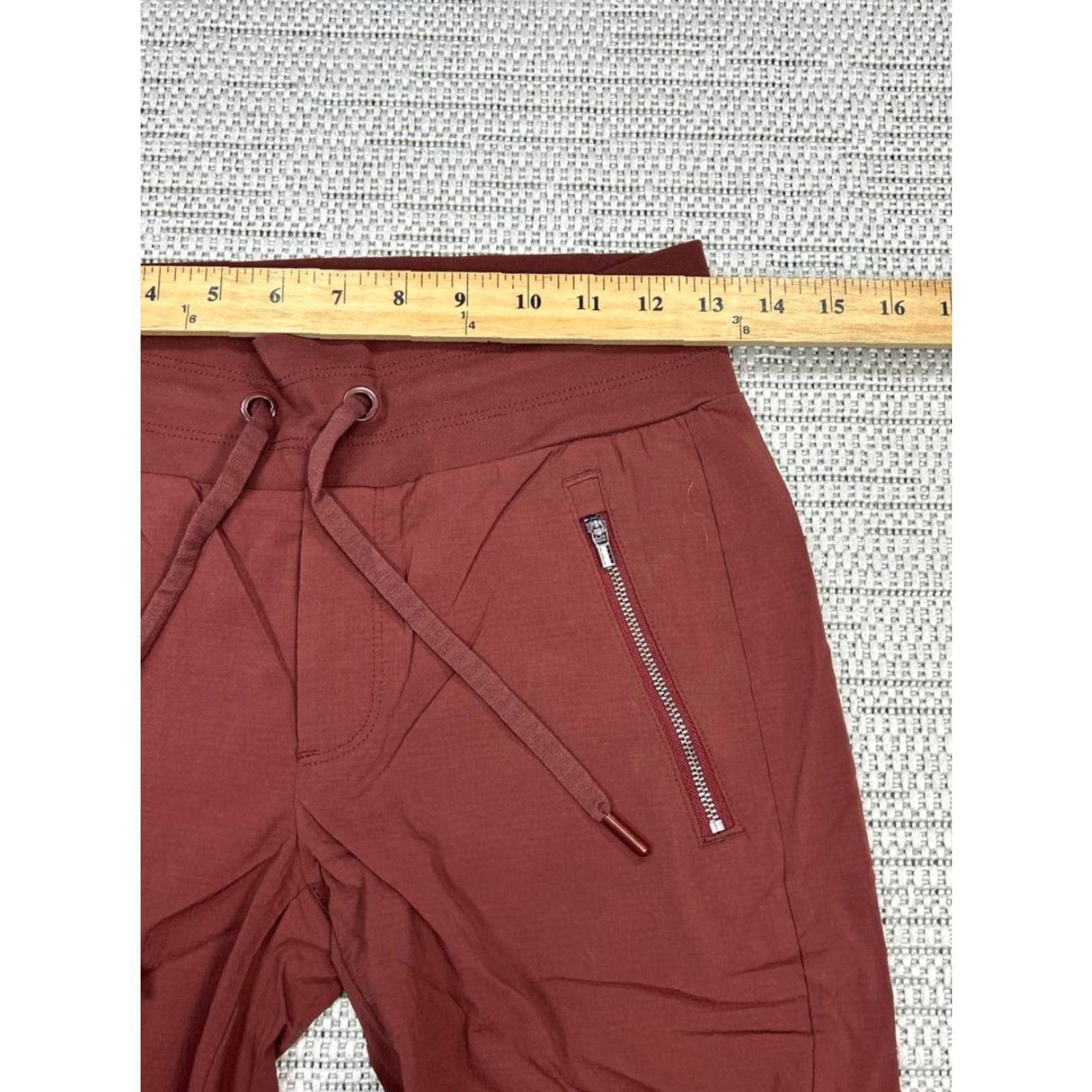 Athleta VINTAGE Athleta Trekkie North Jogger Pants Womens 0 Brown Nylon Stretch Tapered Leg Shirt? Size 25" / US 0 / IT 36 - 6 Thumbnail