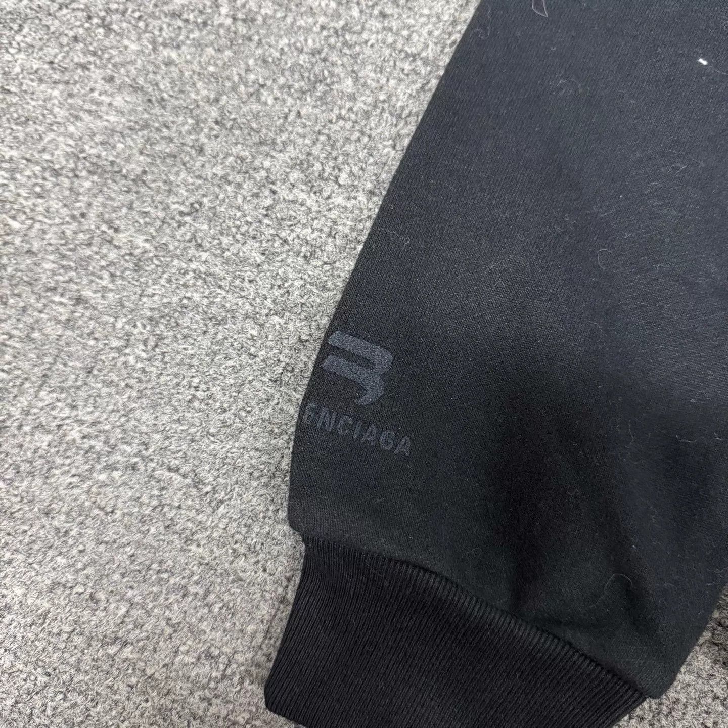 Balenciaga Balenciaga women's hoodie Size S New with tags Size S / US 4 / IT 40 - 7 Thumbnail
