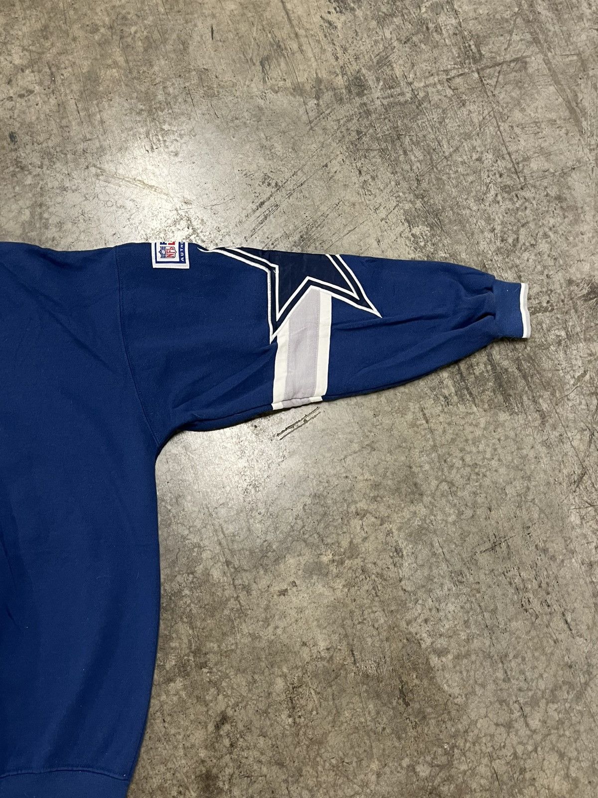 Vintage Vintage 90s Dallas cowboys starter sweatshirt rare NFL Size US L / EU 52-54 / 3 - 9 Thumbnail