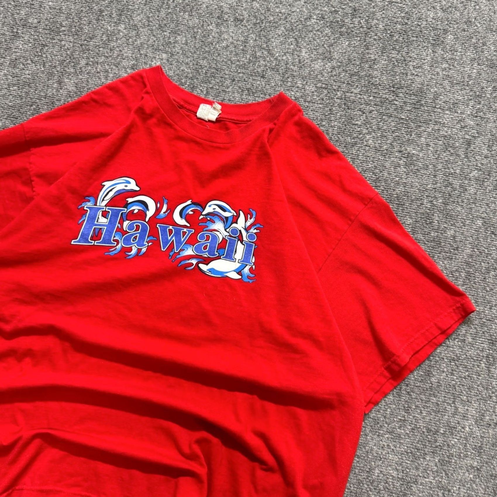 AAA AAA Hawaii T-Shirt Men 2XL Red Dolphins 100% Cotton Waves Y2K Island Size US XXL / EU 58 / 5 - 2 Thumbnail