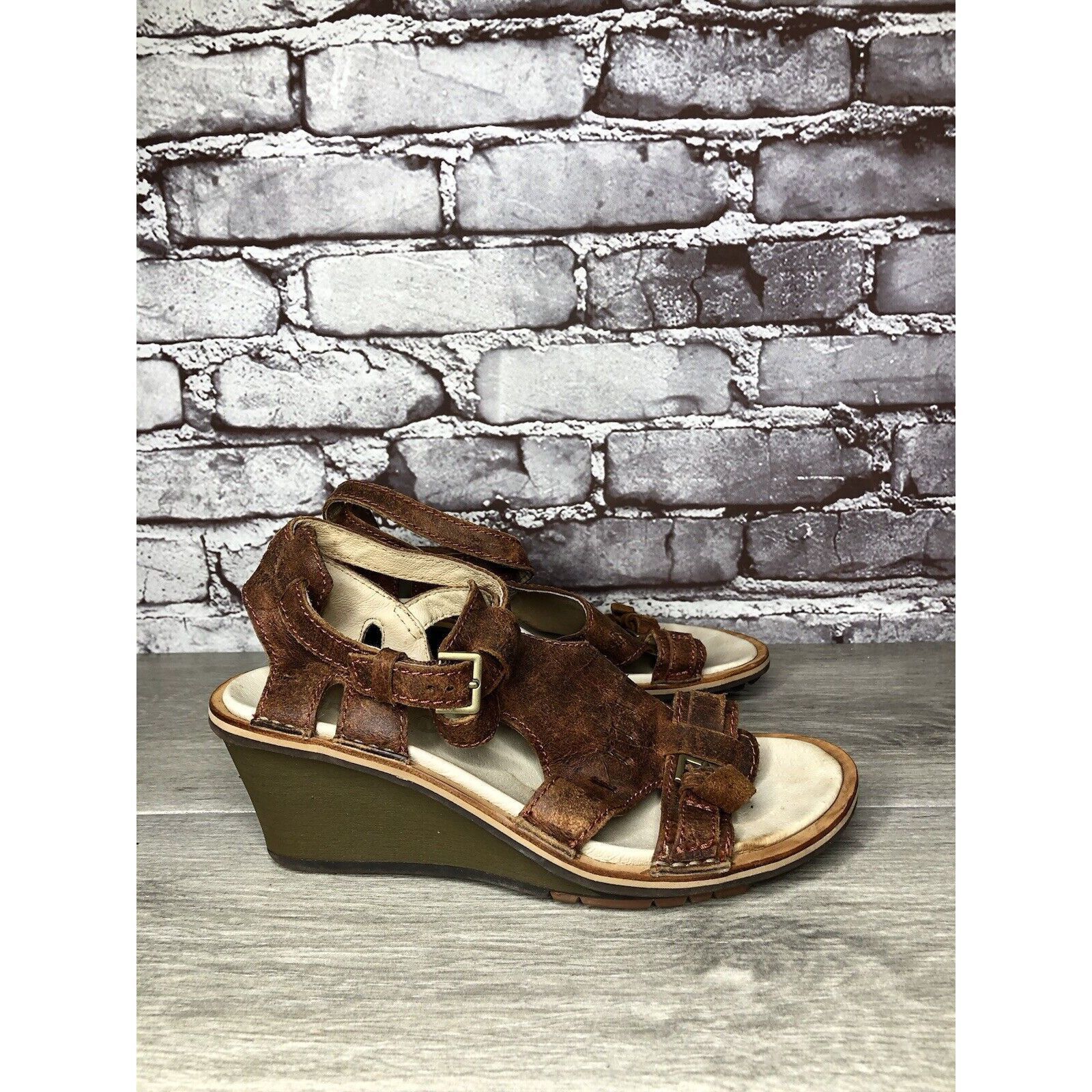 Merrell Merrell Sirah Prairie Brown Leather Wedge AnkleStrap Sandals Size US 7 / IT 37 - 12 Thumbnail