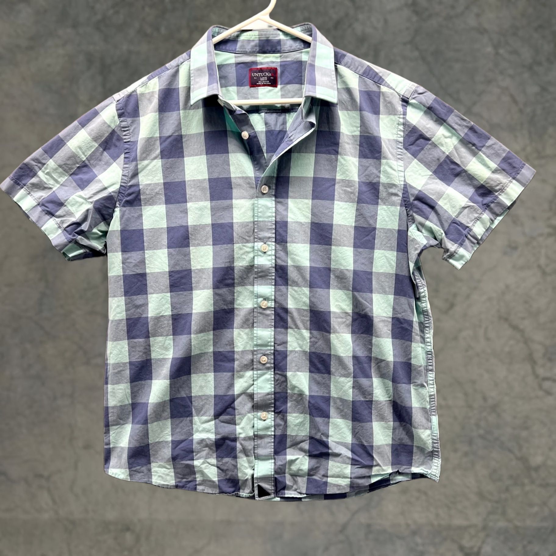 UNTUCKit UNTUCKit Shirt Men Large Adult Blue Checkered Button Down Short Sleeve Slim Fit Vintage Size US L / EU 52-54 / 3 - 1 Thumbnail